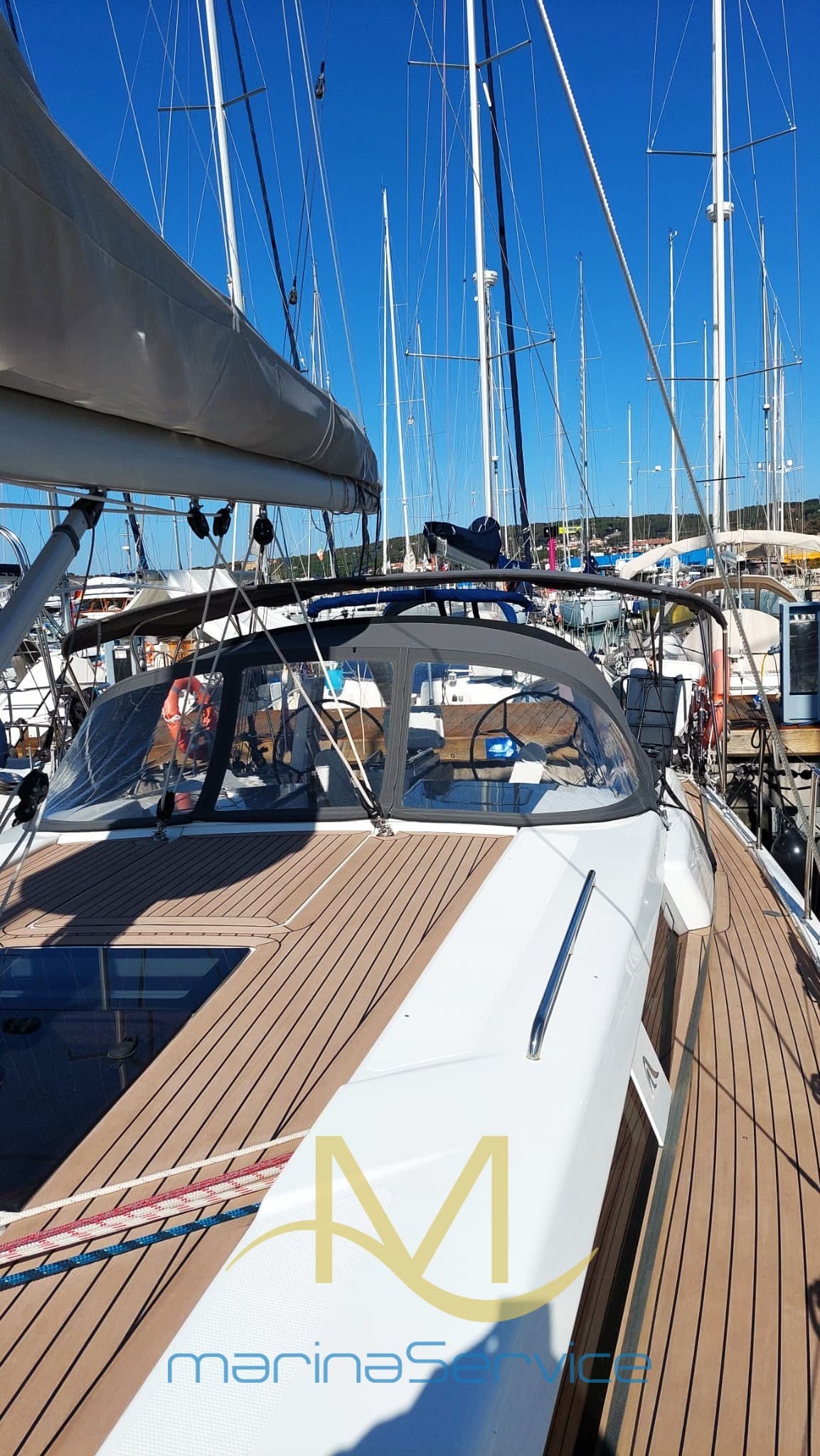 Hanse Hanse 418 - Detail View 1 Hanse Hanse 418 - Detail View 1