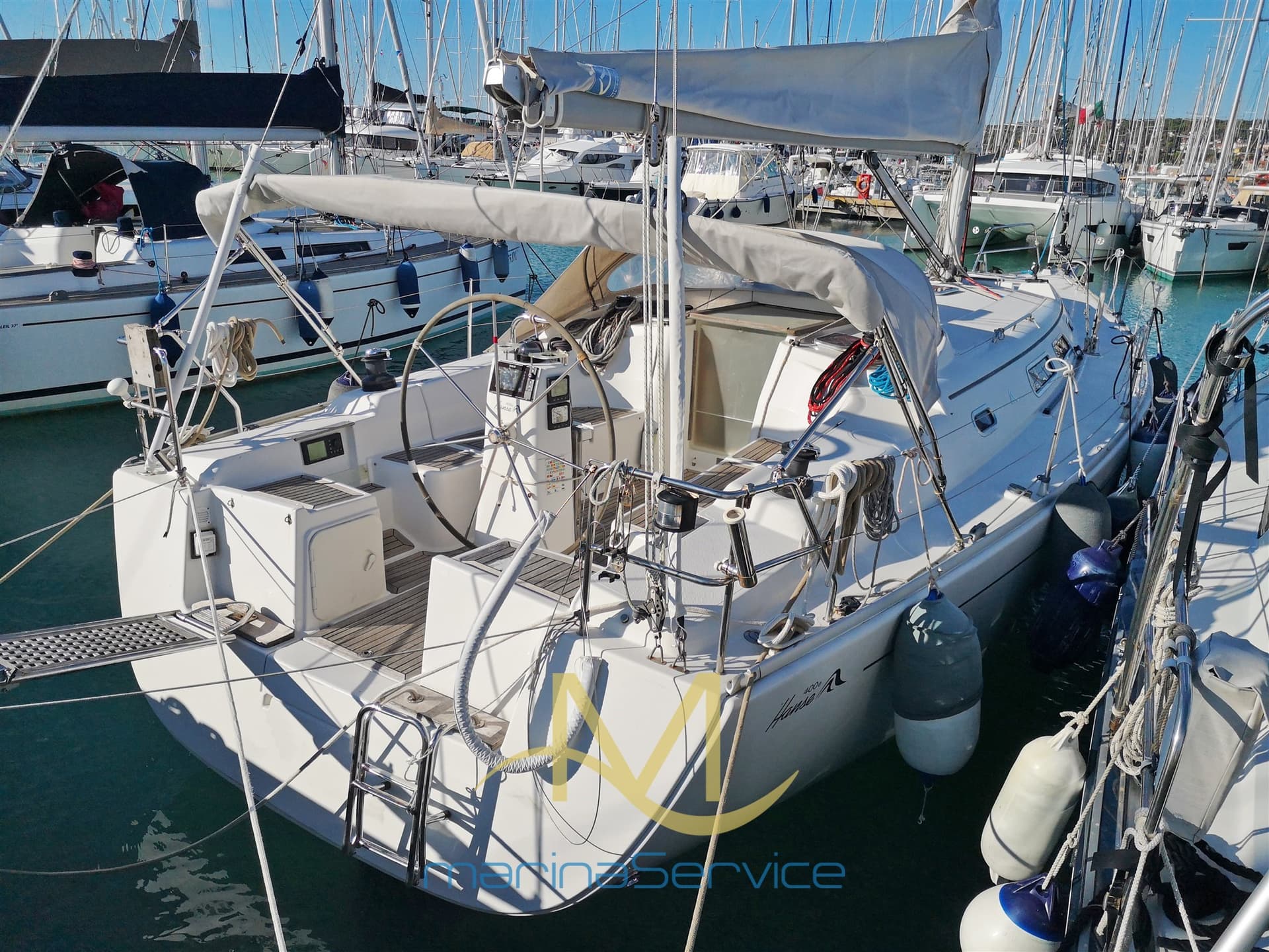 Hanse 400 E - Interior View Hanse 400 E - Interior View