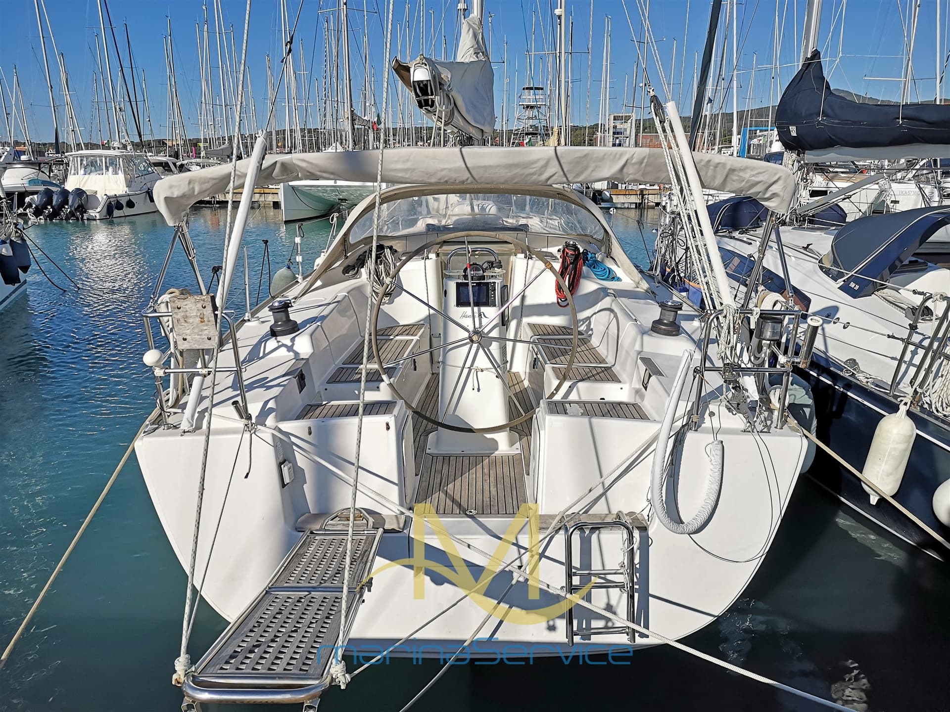 Hanse 400 E - Detail View 1 Hanse 400 E - Detail View 1