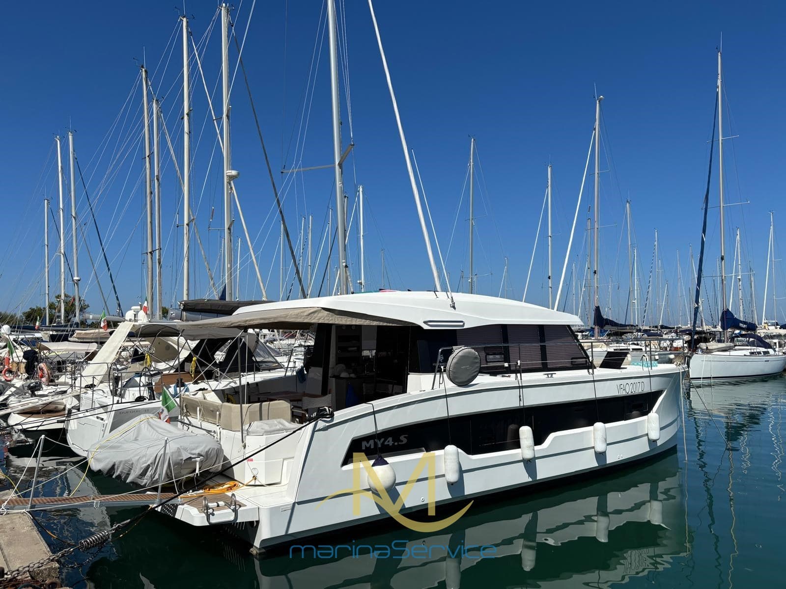 Fountaine Pajot MY 4.S gebraucht - Hauptbild 8