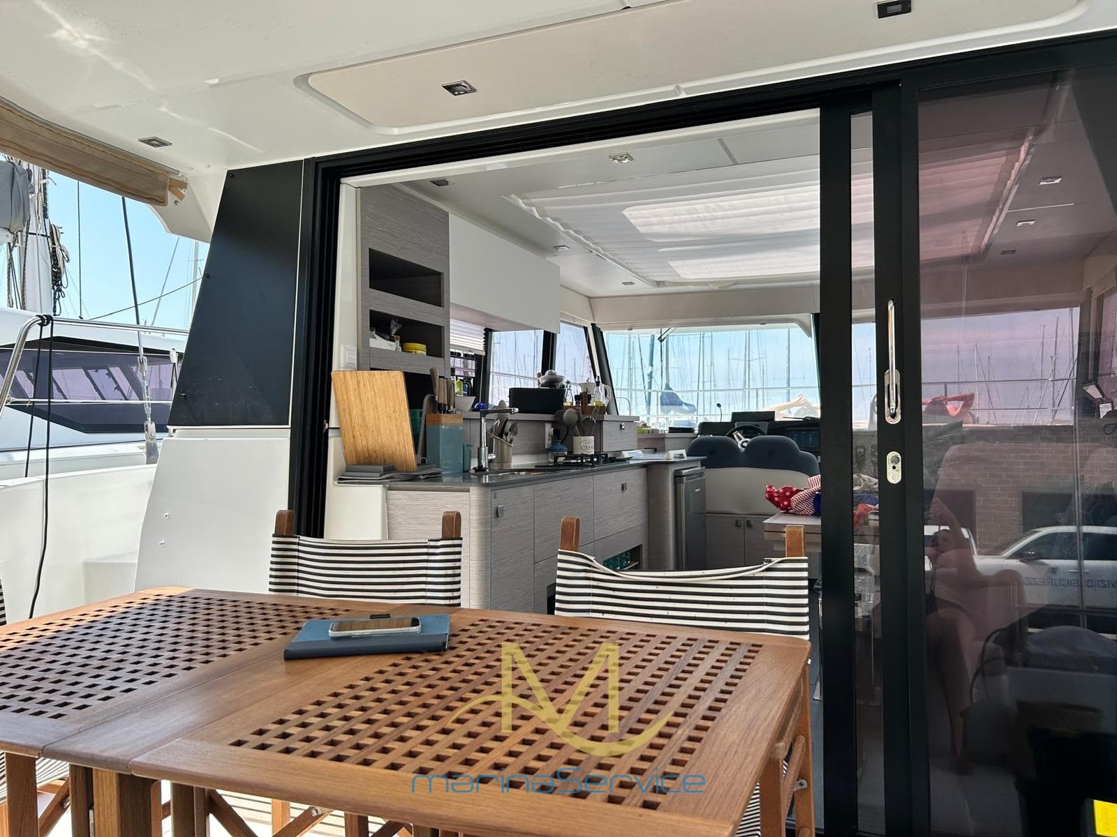 Fountaine Pajot MY 4.S gebraucht - Hauptbild 10