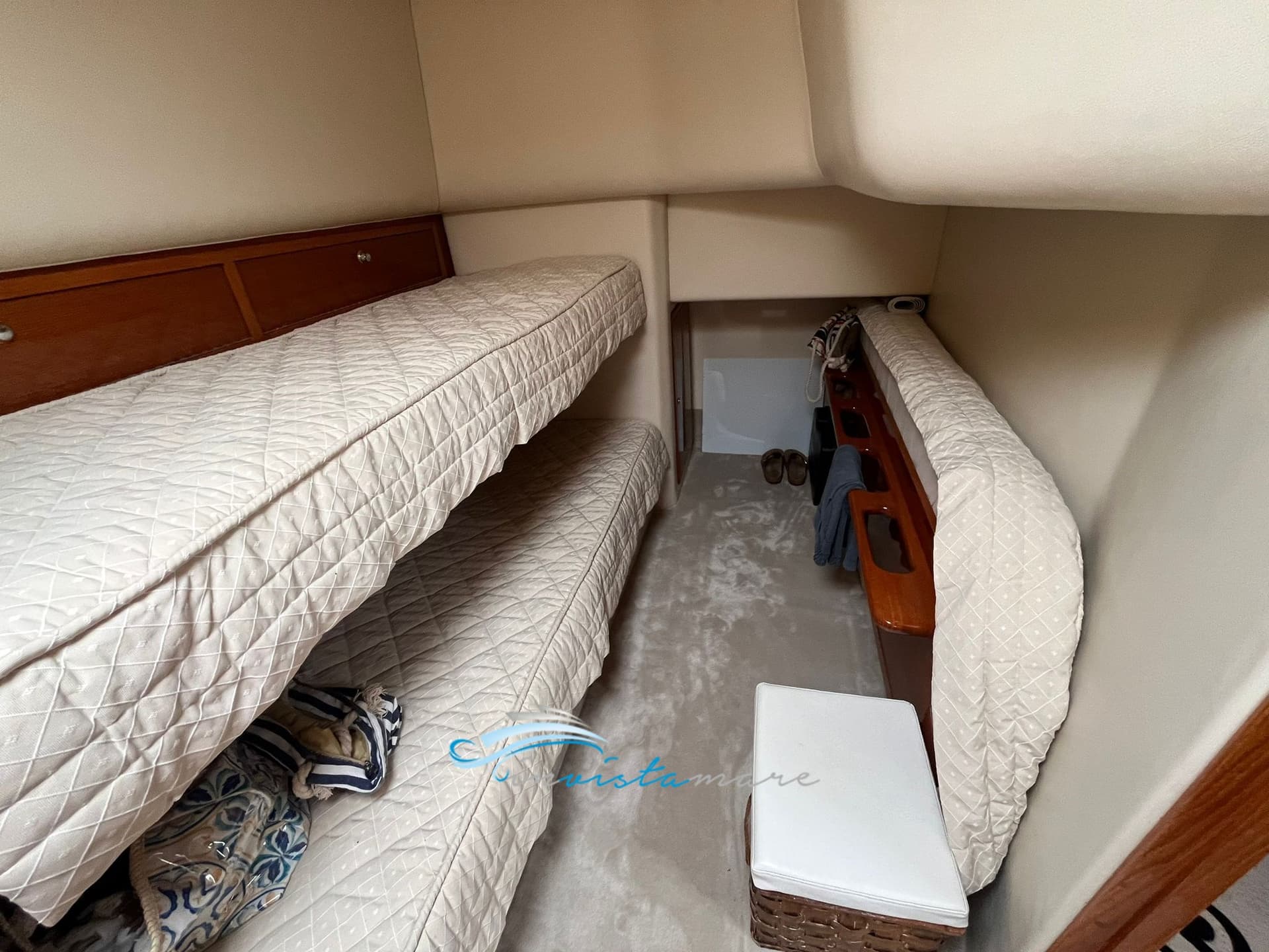 Riviera Marine 40 Flybridge usato - foto hero 17