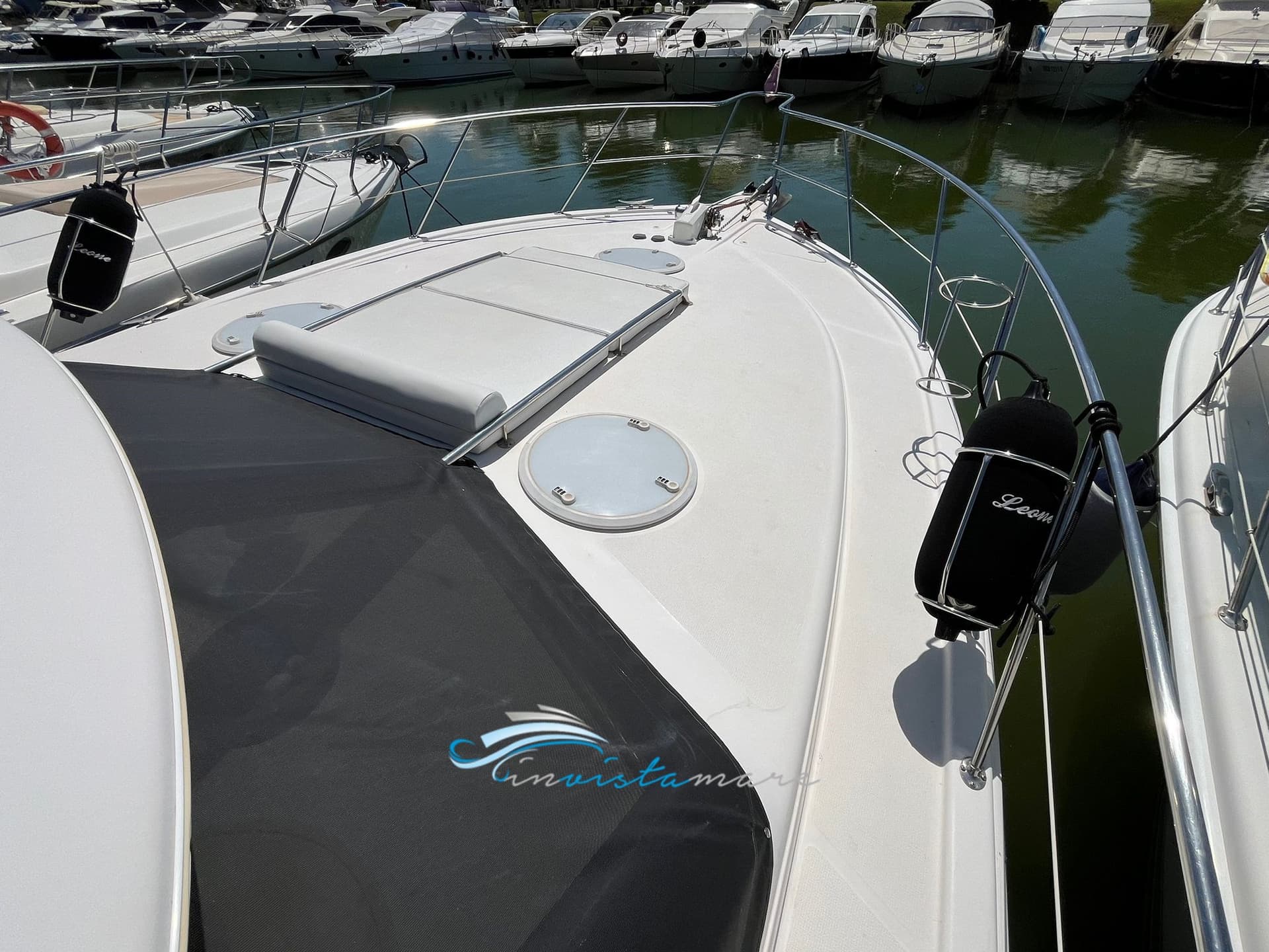 Riviera Marine 40 Flybridge usato - foto hero 8