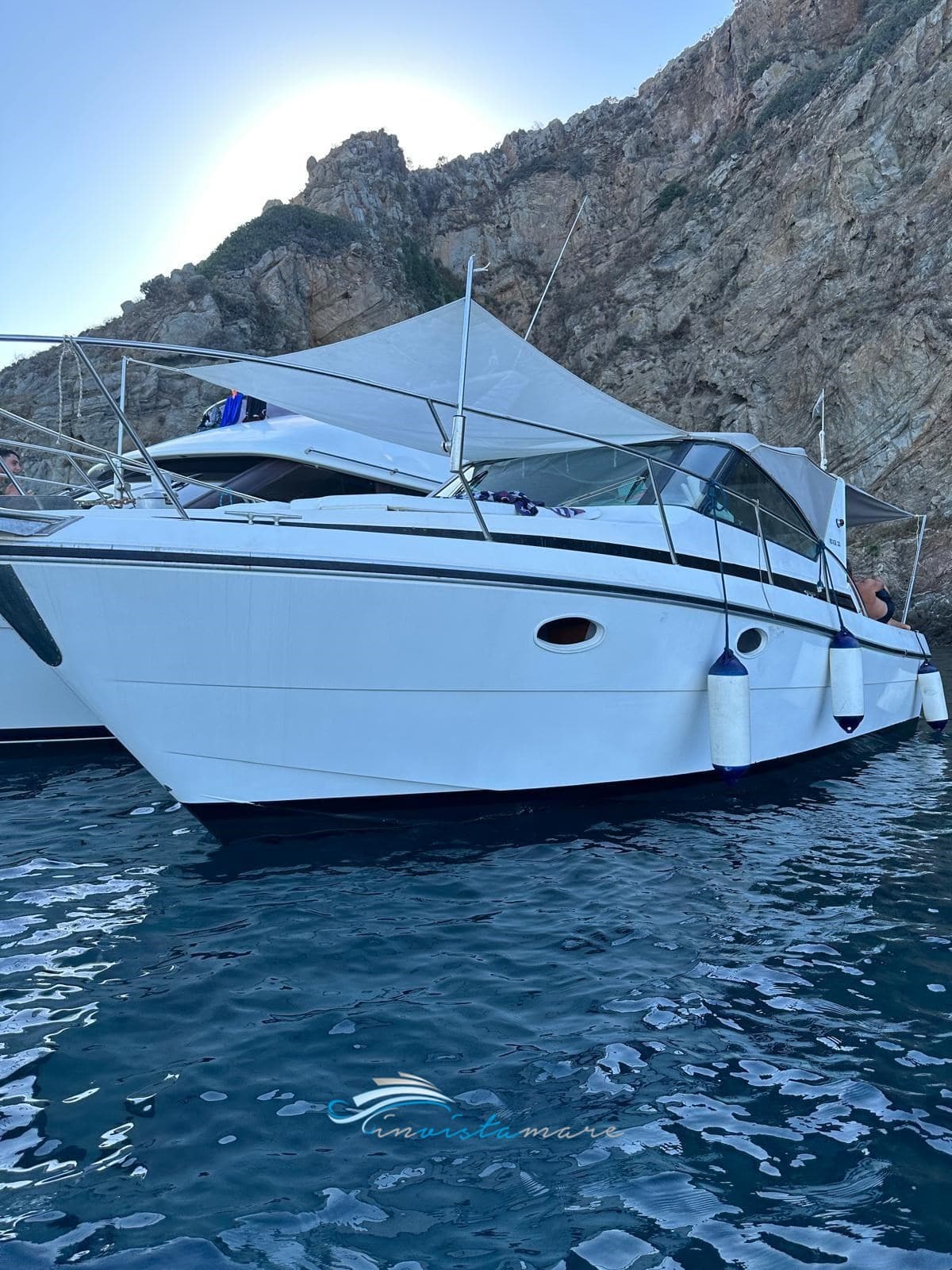 Rover Marine Rover 33 Open - Detail View 1 Rover Marine Rover 33 Open - Detail View 1