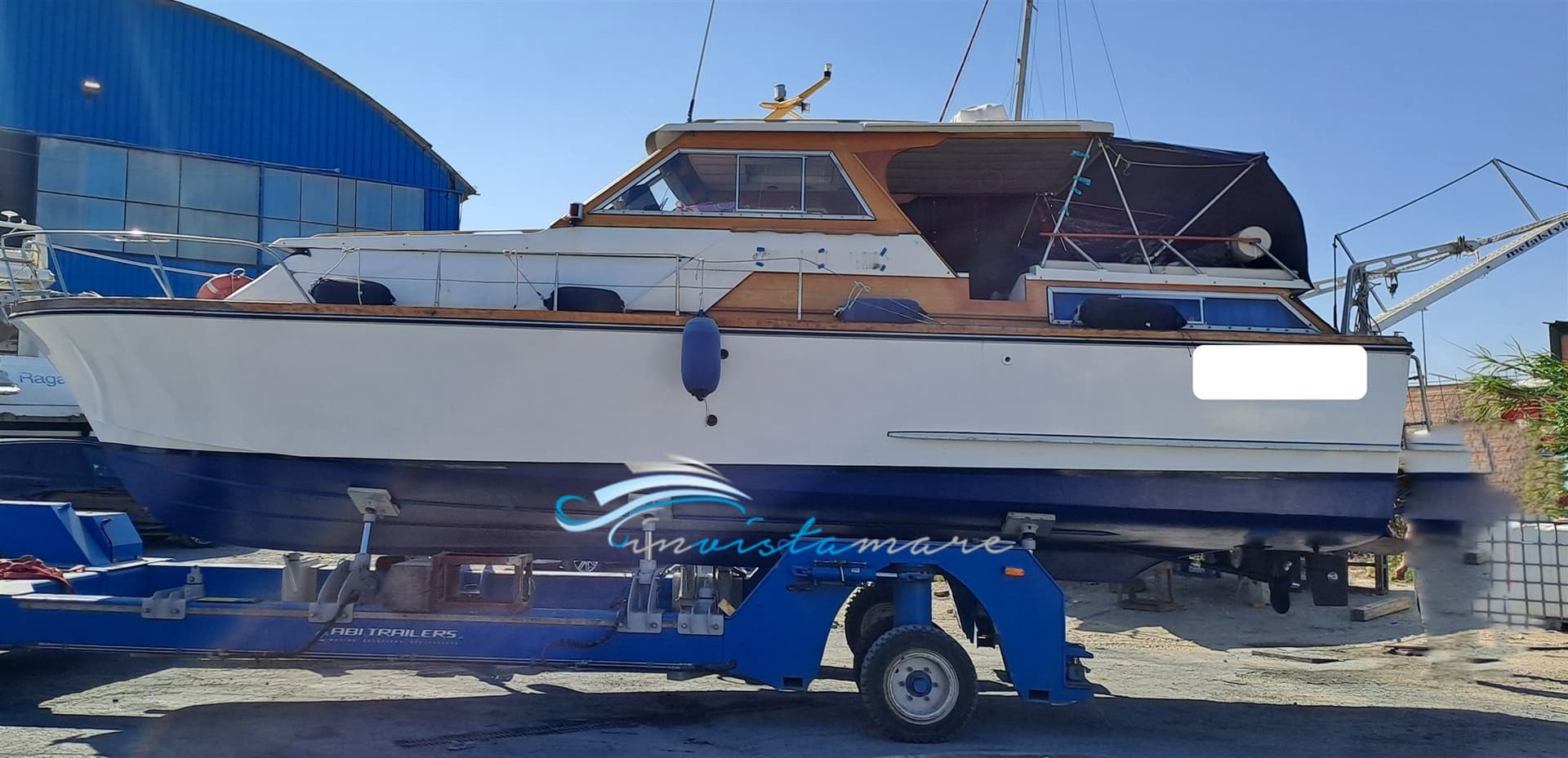 Storebro Royal Cruiser Storebro 34 - Interior View Storebro Royal Cruiser Storebro 34 - Interior View