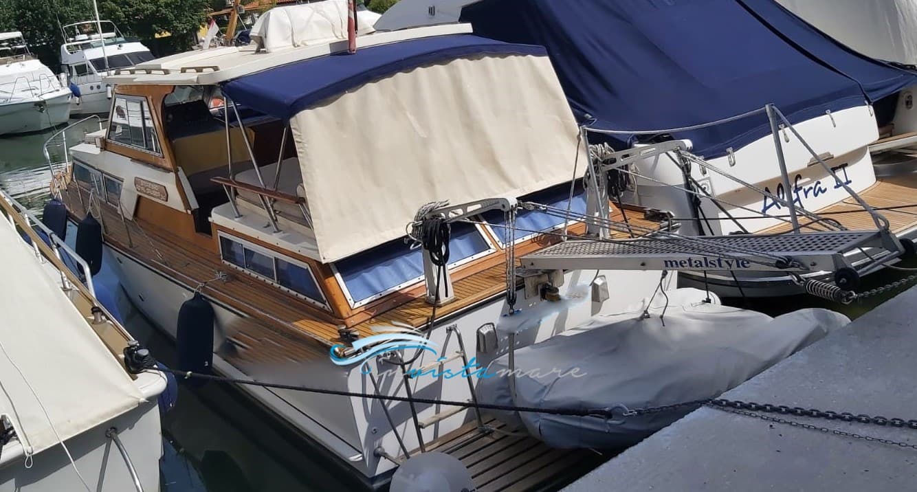 Storebro Royal Cruiser Storebro 34 - Deck View Storebro Royal Cruiser Storebro 34 - Deck View