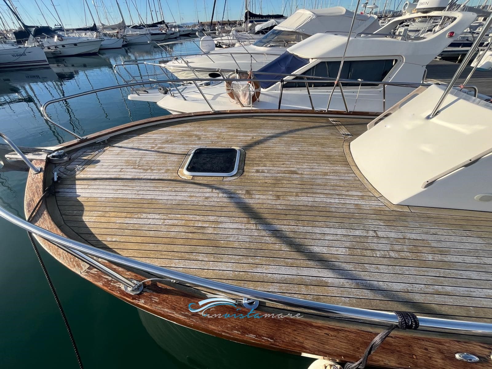 Patrone Moreno 25 Open - Deck View Patrone Moreno 25 Open - Deck View