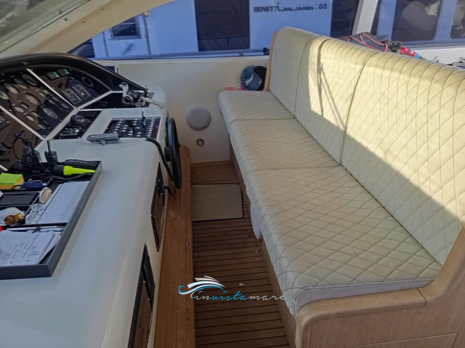 Overmarine Mangusta 72 HT d'occasion - image hero 15