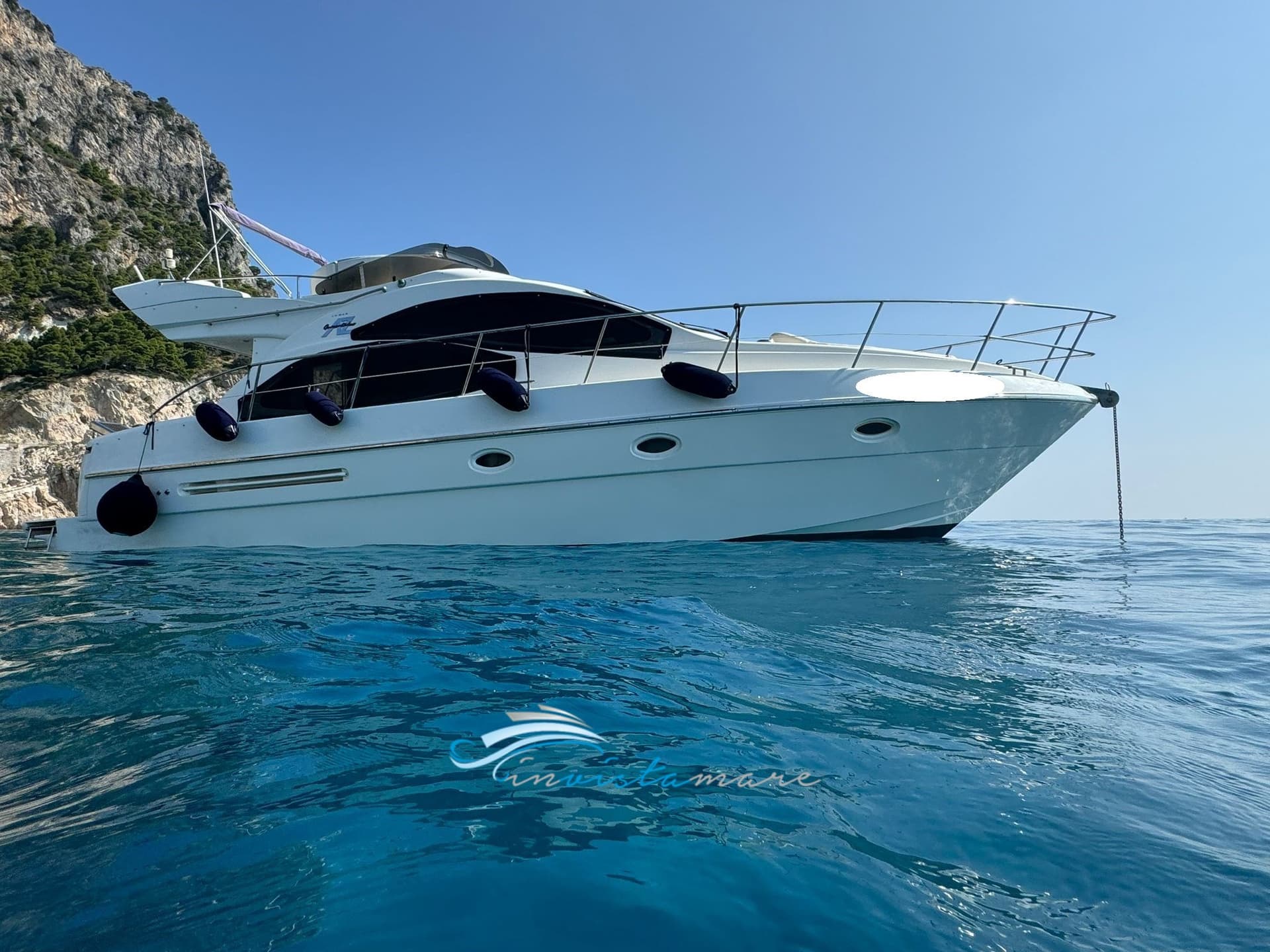Azimut 42 Fly gebraucht - Detail 1