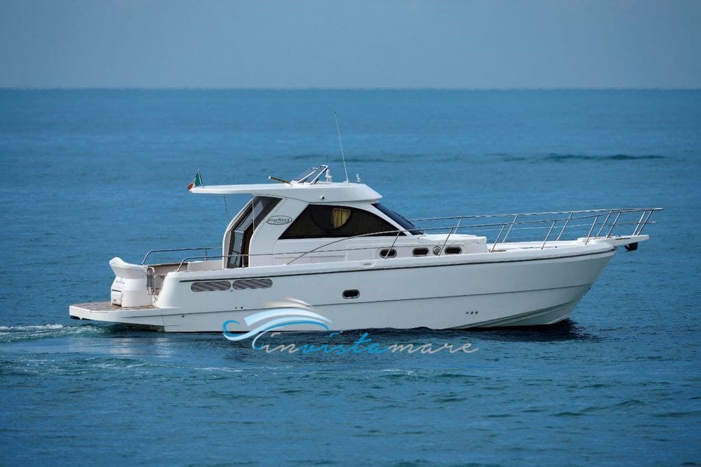 Blue Navy Blue Navy 430 Cruiser d'occasion - détail 1