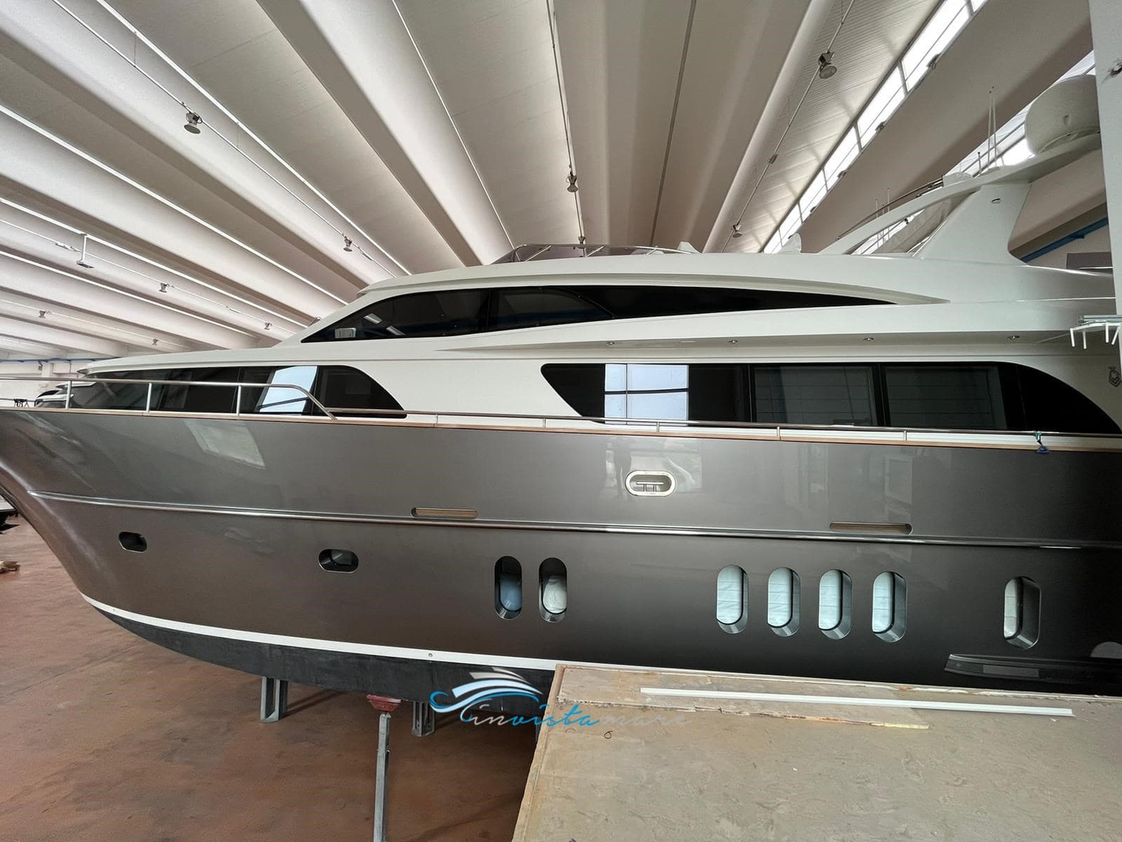 Van Der Valk 85 - Main View Van Der Valk 85 - Main View