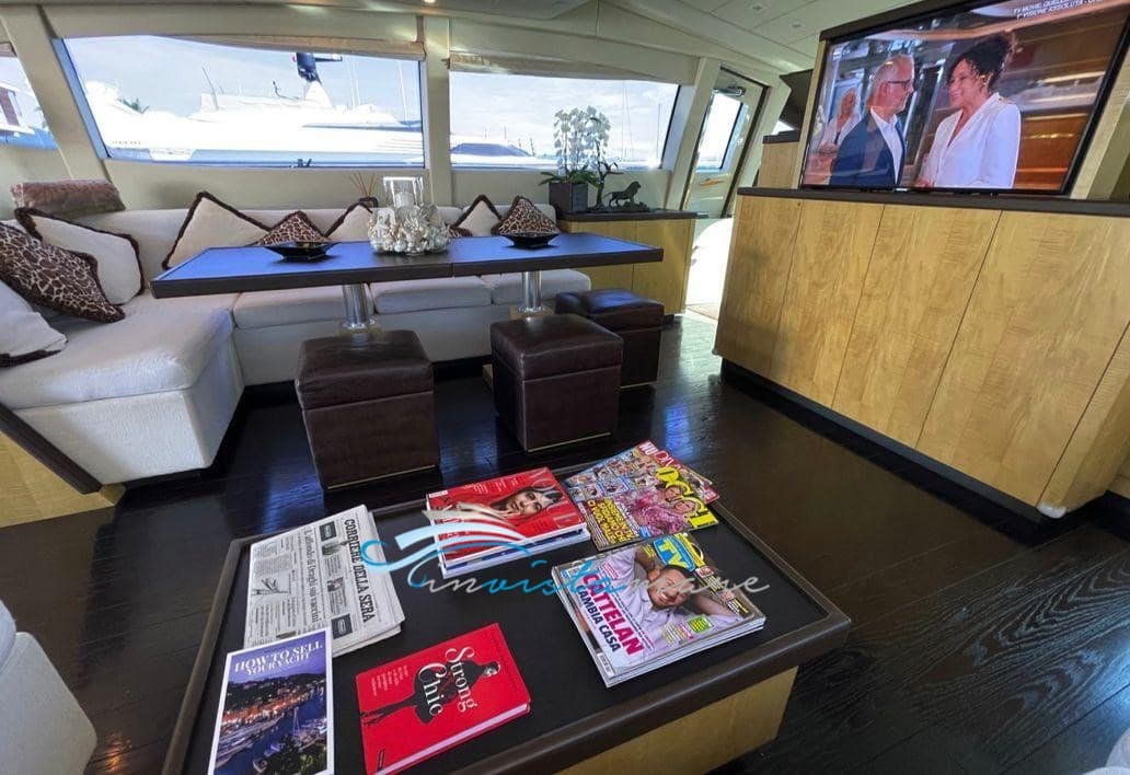 Overmarine Mangusta 92 d'occasion - image hero 16