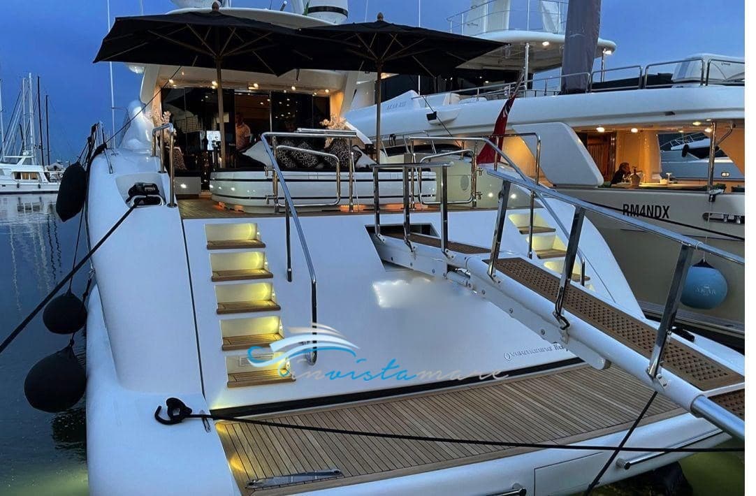 Overmarine Mangusta 92 d'occasion - image hero 6