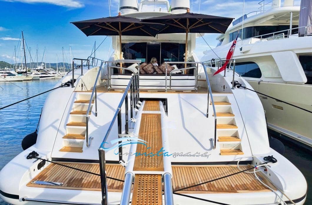 Overmarine Mangusta 92 used - detail 4