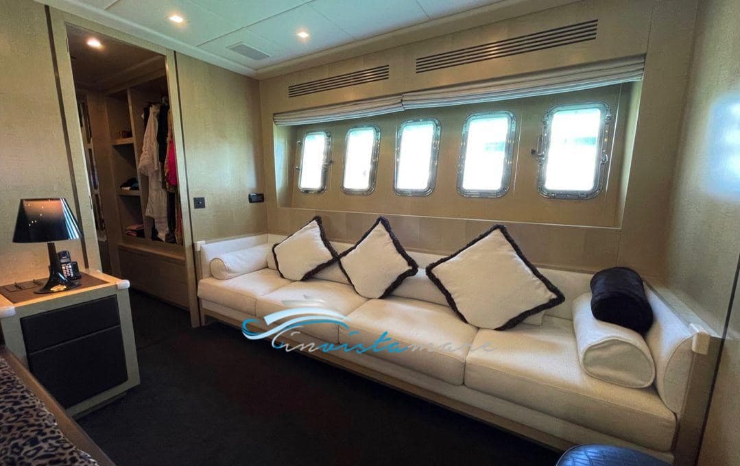 Overmarine Mangusta 92 d'occasion - image hero 23