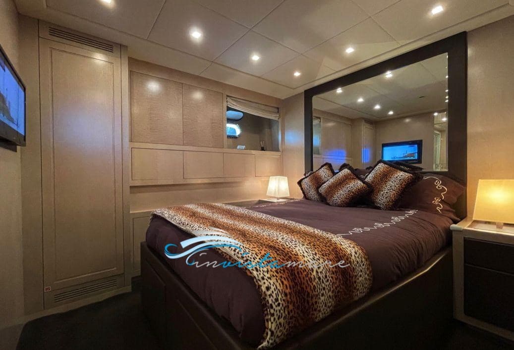 Overmarine Mangusta 92 d'occasion - image hero 22