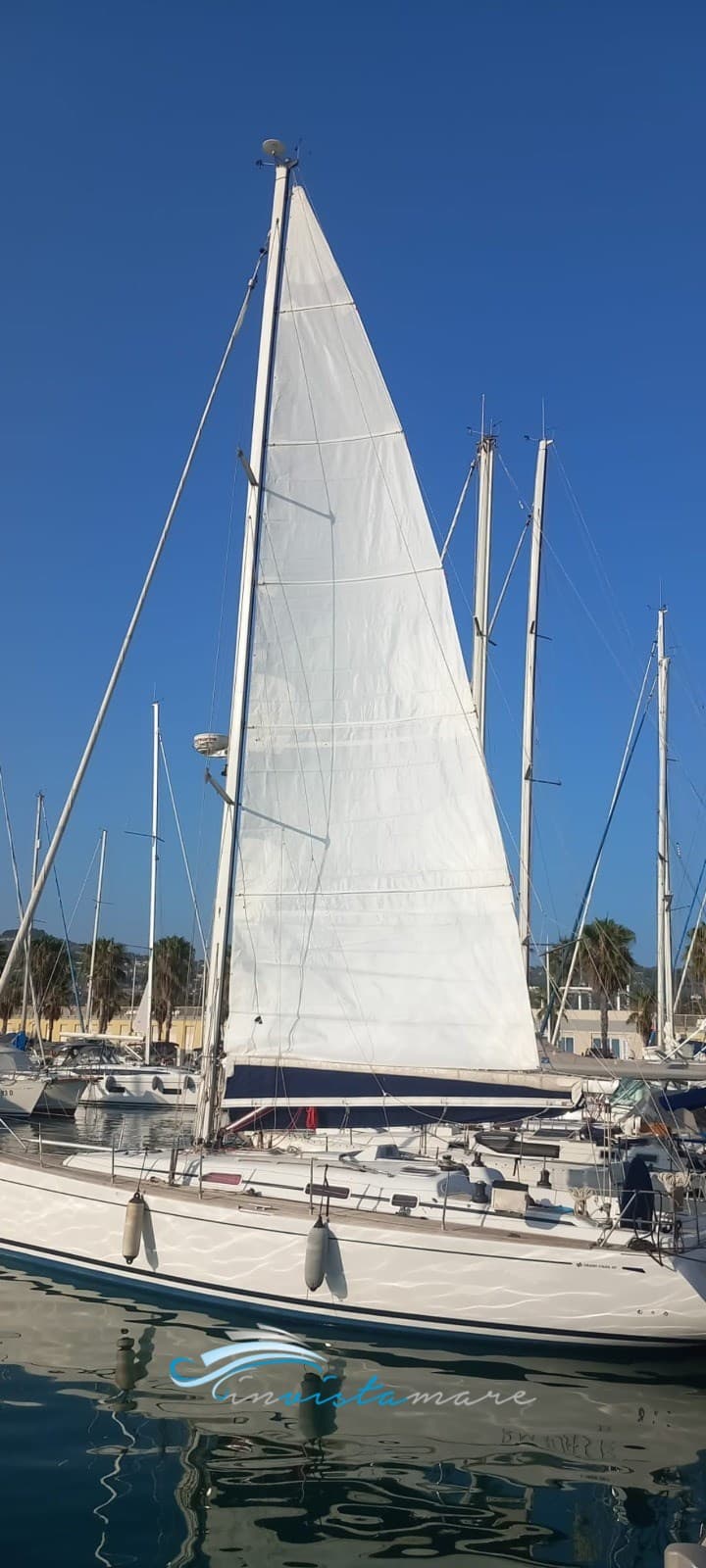 Cantiere del Pardo Grand Soleil 40 - Deck View Cantiere del Pardo Grand Soleil 40 - Deck View