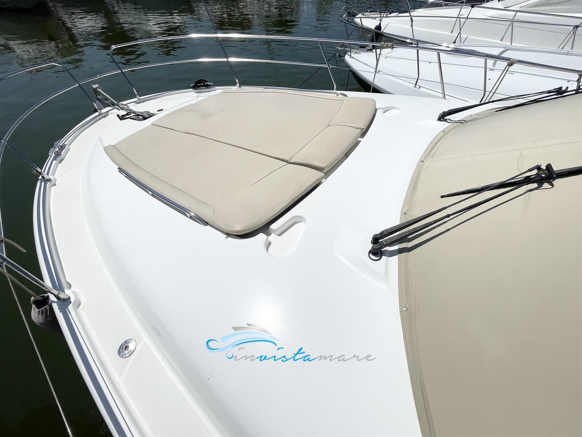 Jeanneau Prestige 42 Fly - Interior View Jeanneau Prestige 42 Fly - Interior View