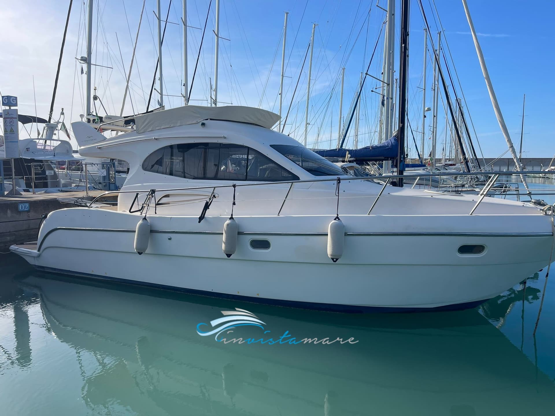 Intermare Intermare 33 - Main View Intermare Intermare 33 - Main View