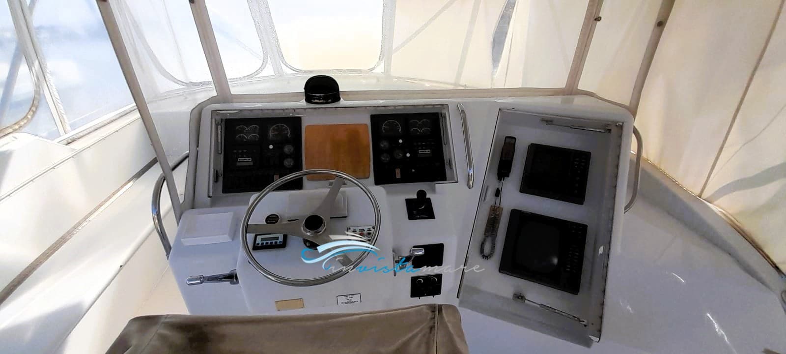 Hatteras 60' Convertible - Deck View Hatteras 60' Convertible - Deck View