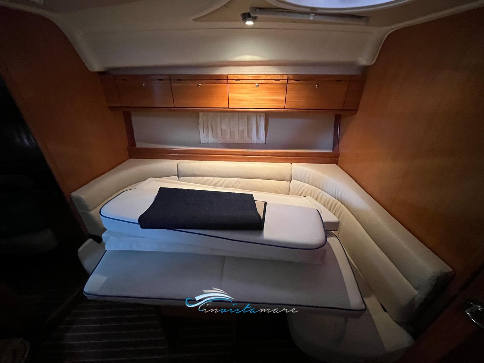 Bavaria 33 Sport used - hero image 9