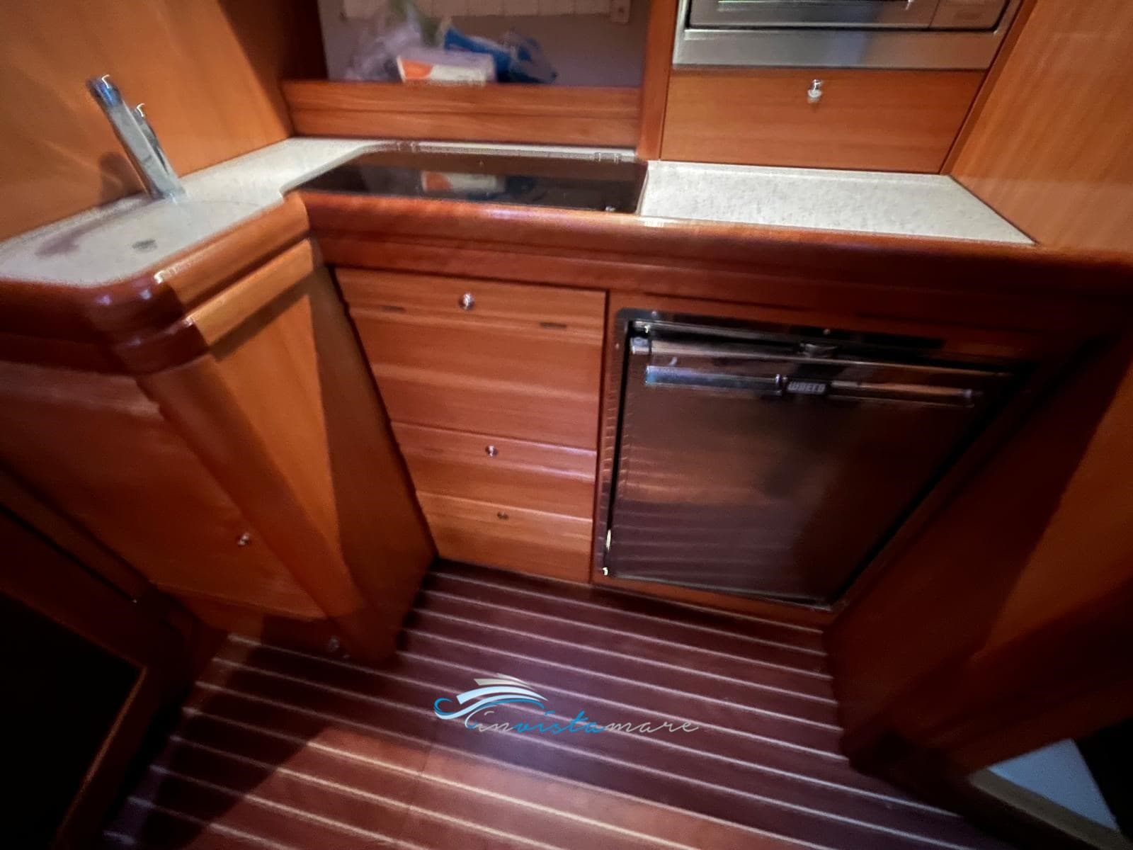 Bavaria 33 Sport used - hero image 12