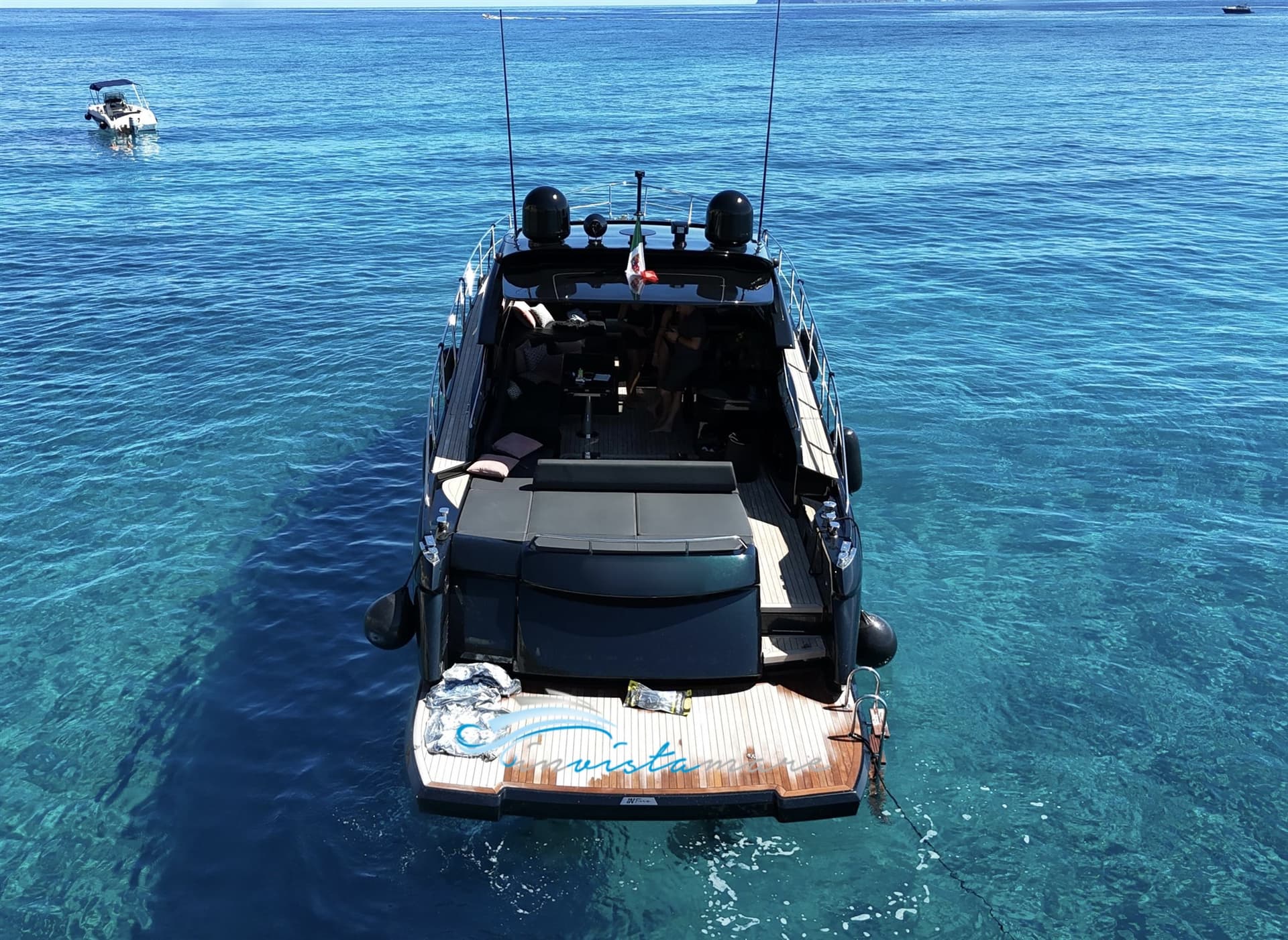 Rizzardi Infive - Detail View 1 Rizzardi Infive - Detail View 1