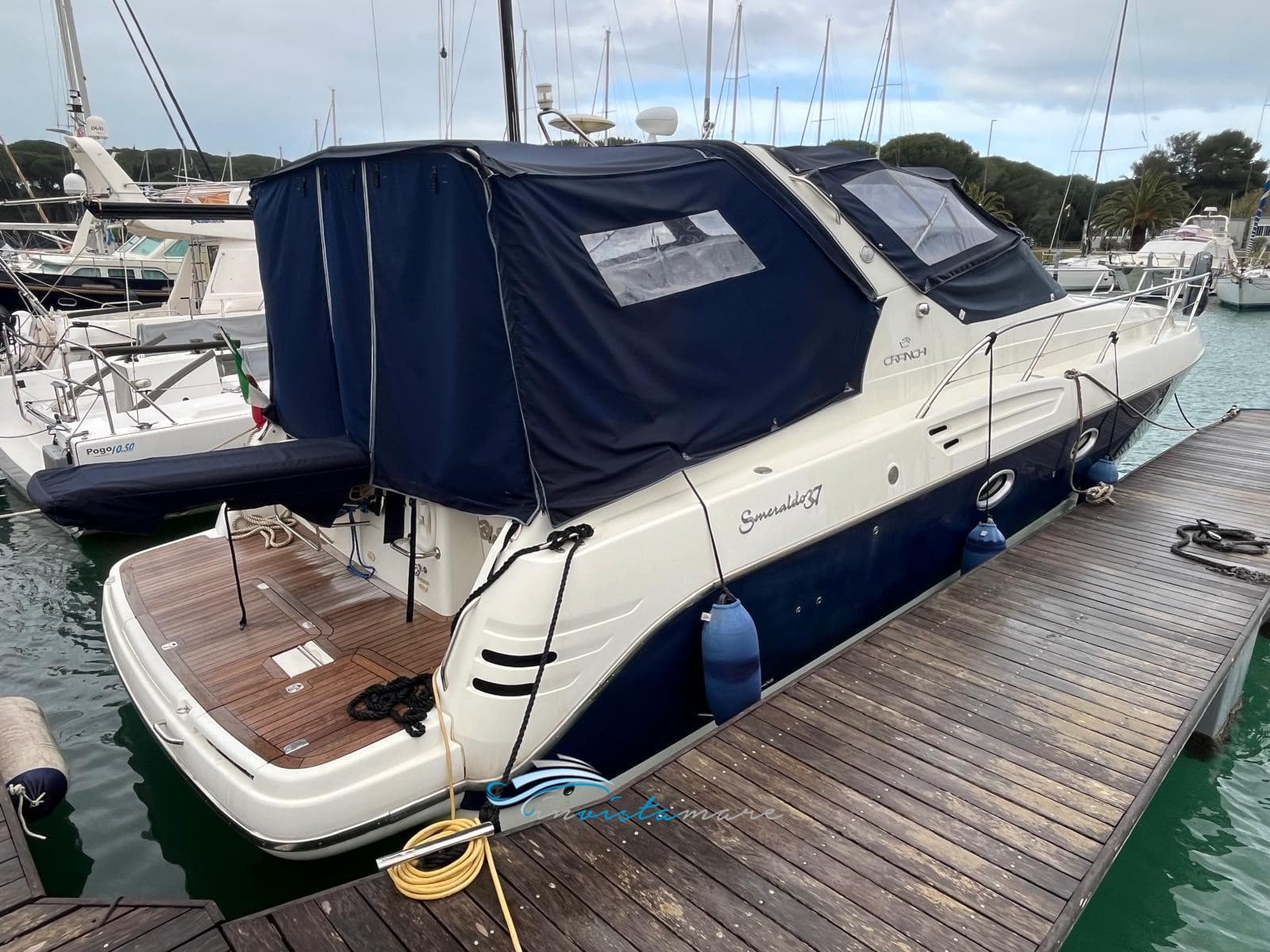 Cranchi Smeraldo 37 - Interior View Cranchi Smeraldo 37 - Interior View