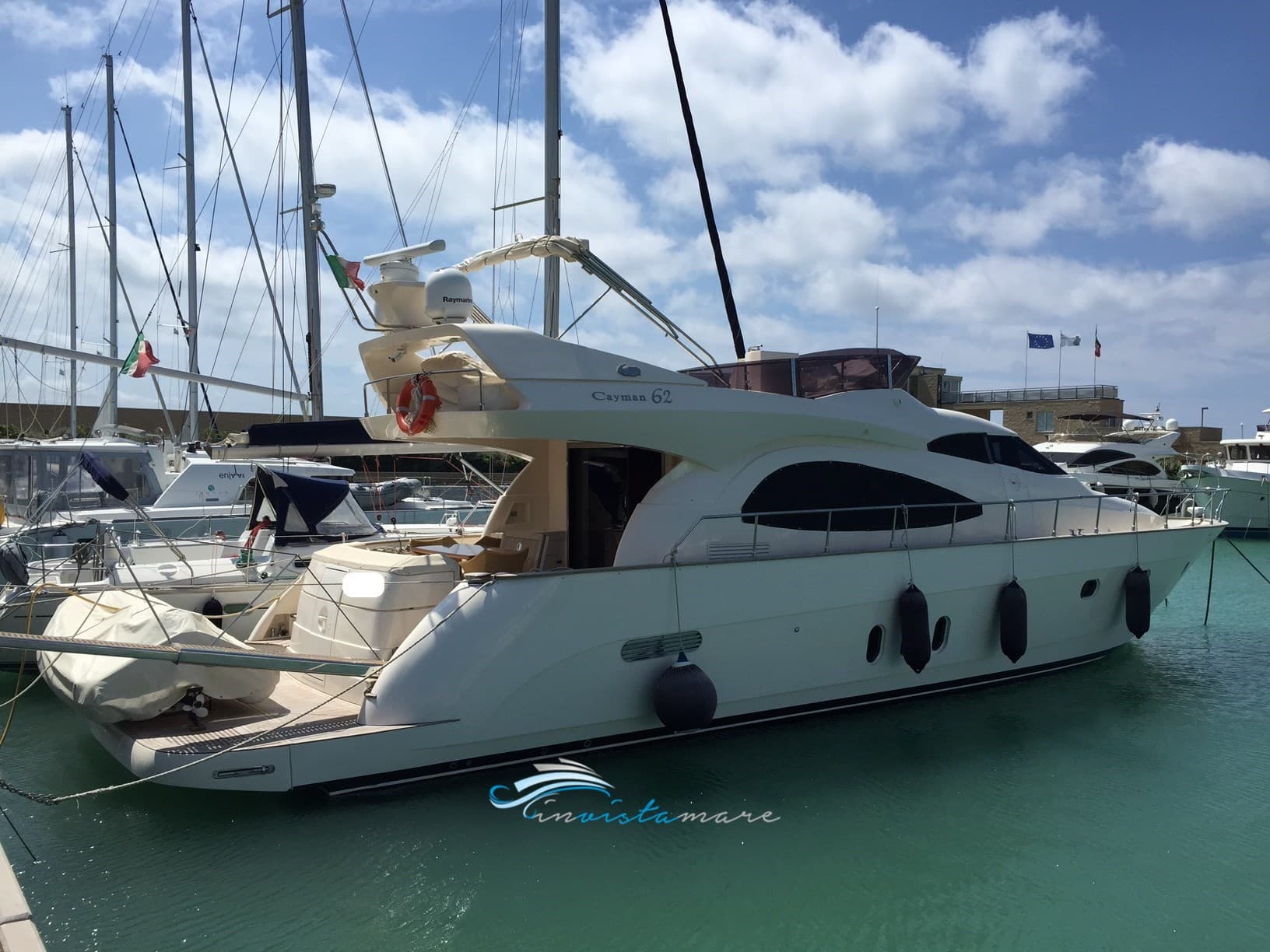 Cayman 62 Fly - Main View Cayman 62 Fly - Main View