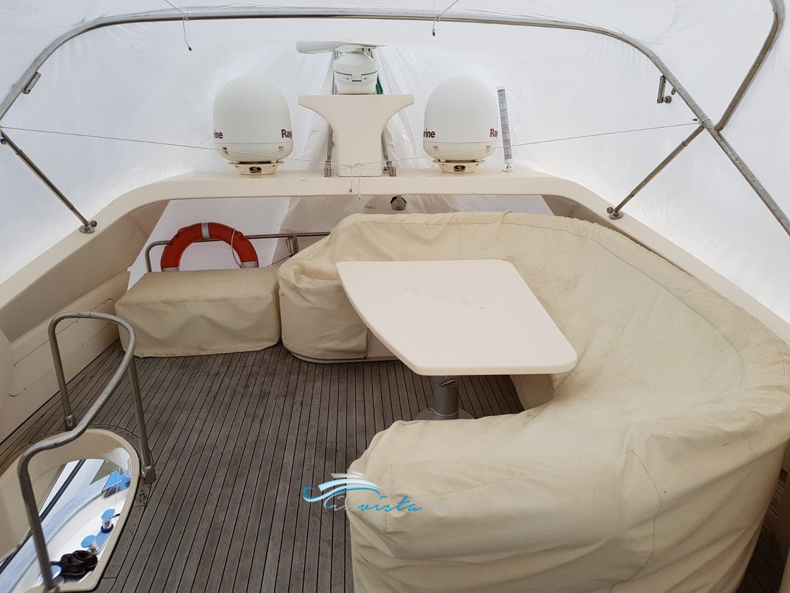 Cayman 62 Fly - Interior View Cayman 62 Fly - Interior View