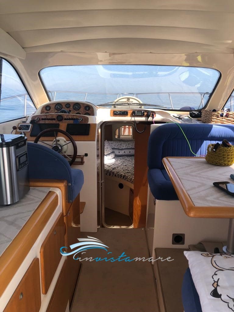 Intermare Intermare 30 Cruiser - Deck View Intermare Intermare 30 Cruiser - Deck View