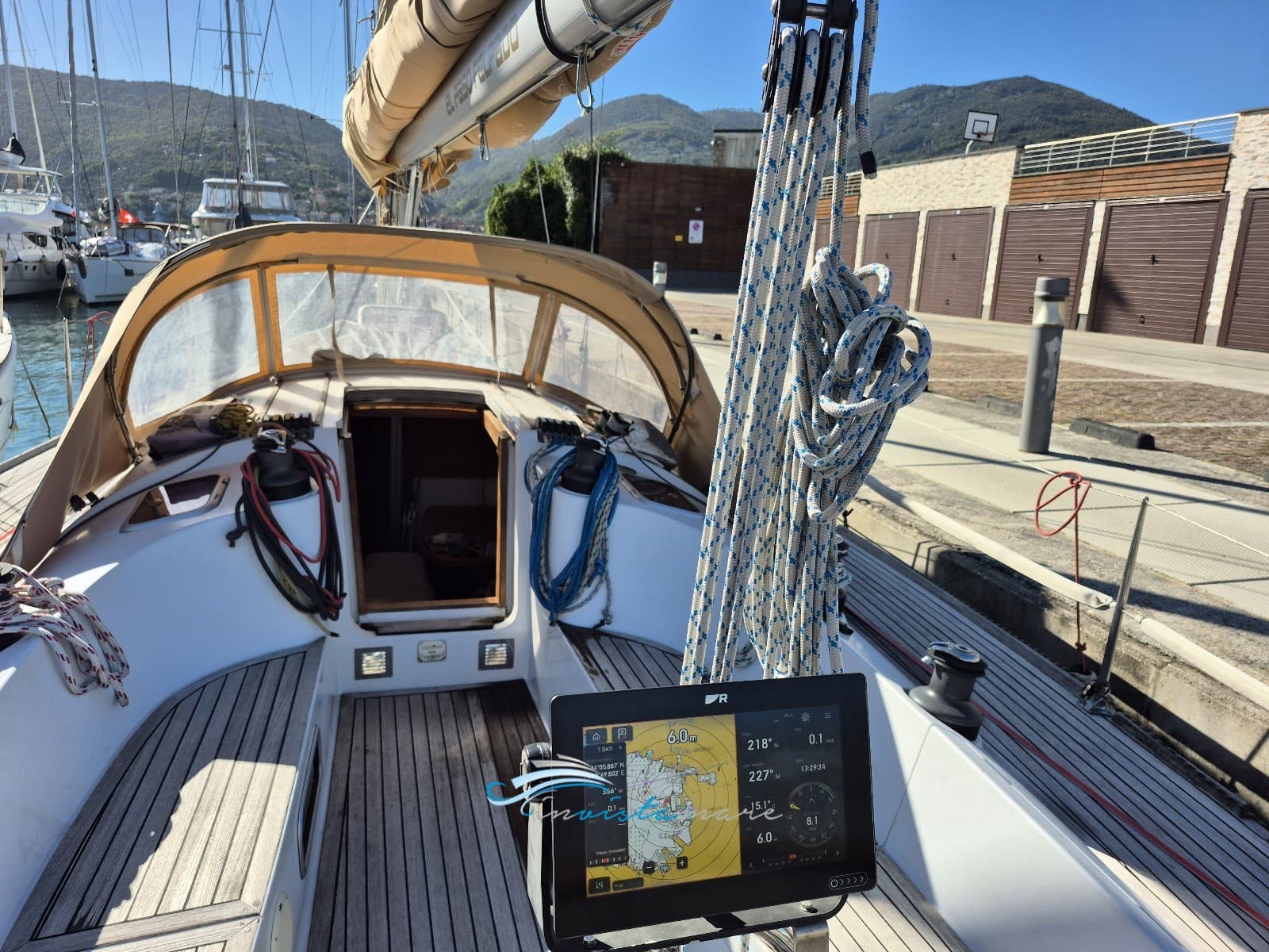 Comar Comet 41 S - Interior View Comar Comet 41 S - Interior View