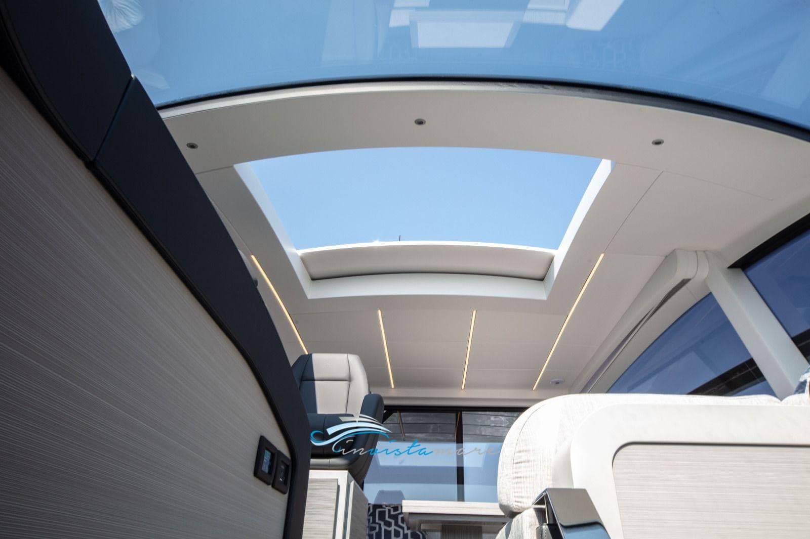 Pershing Pershing 62 used - hero image 19