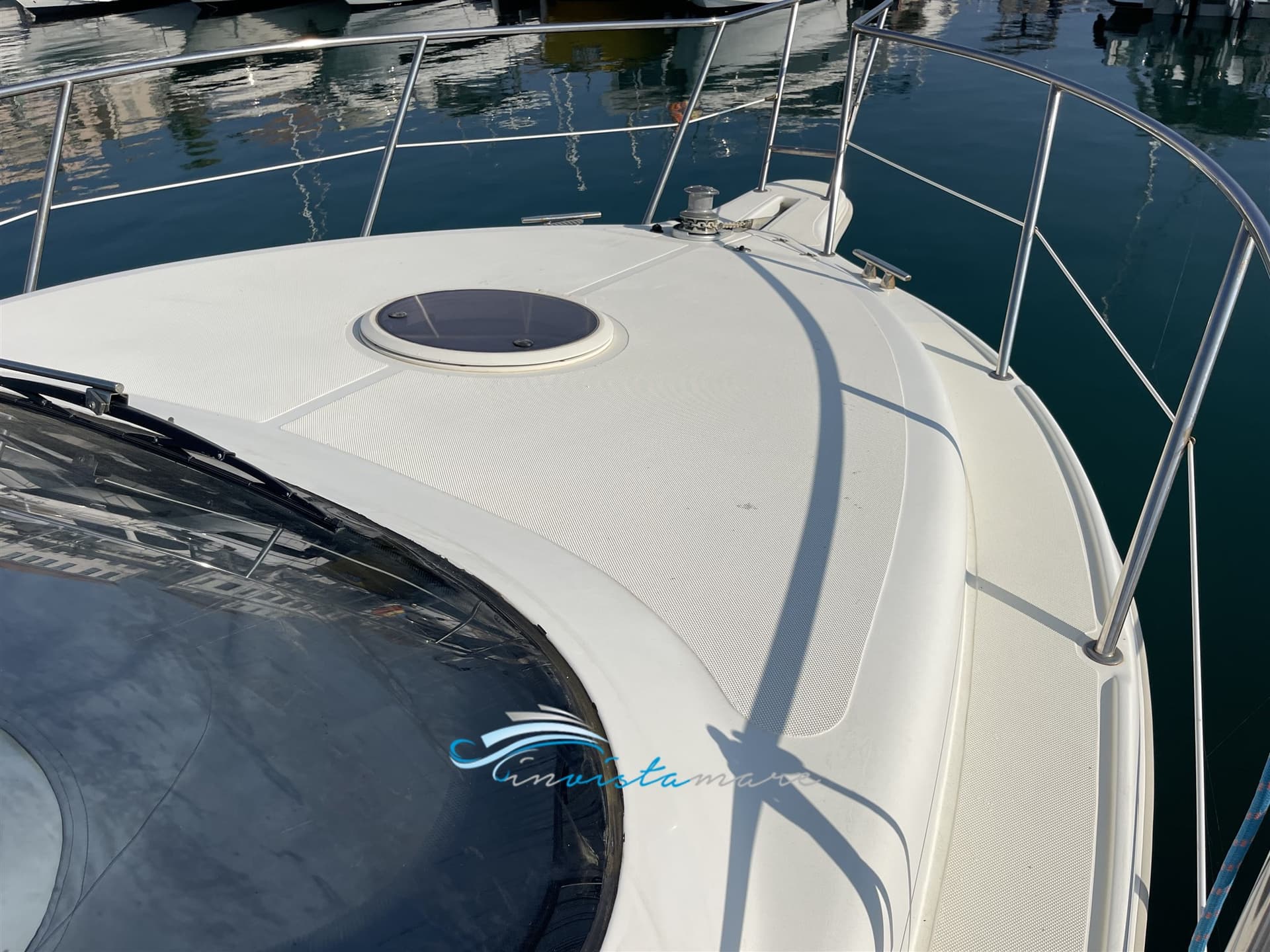 Intermare Intermare 30 Cruiser - Deck View Intermare Intermare 30 Cruiser - Deck View