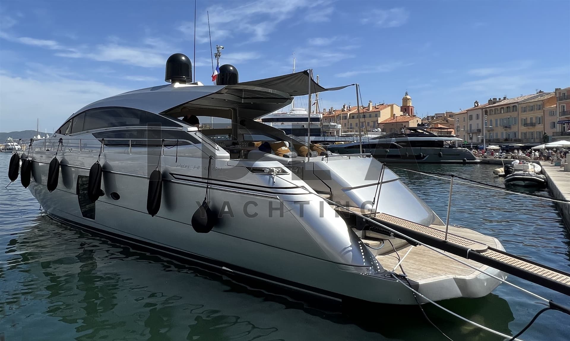 Pershing Pershing 64' - Main View Pershing Pershing 64' - Main View