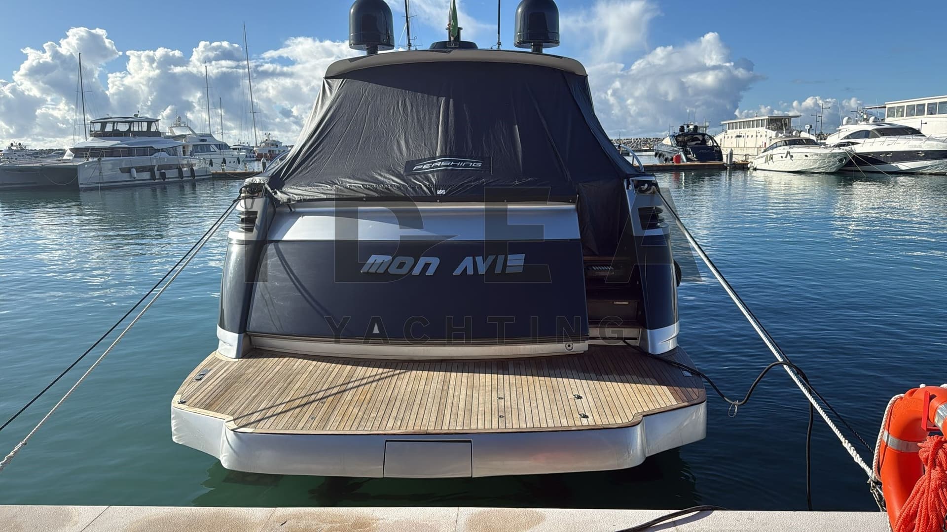 Pershing Pershing 62 - Interior View Pershing Pershing 62 - Interior View