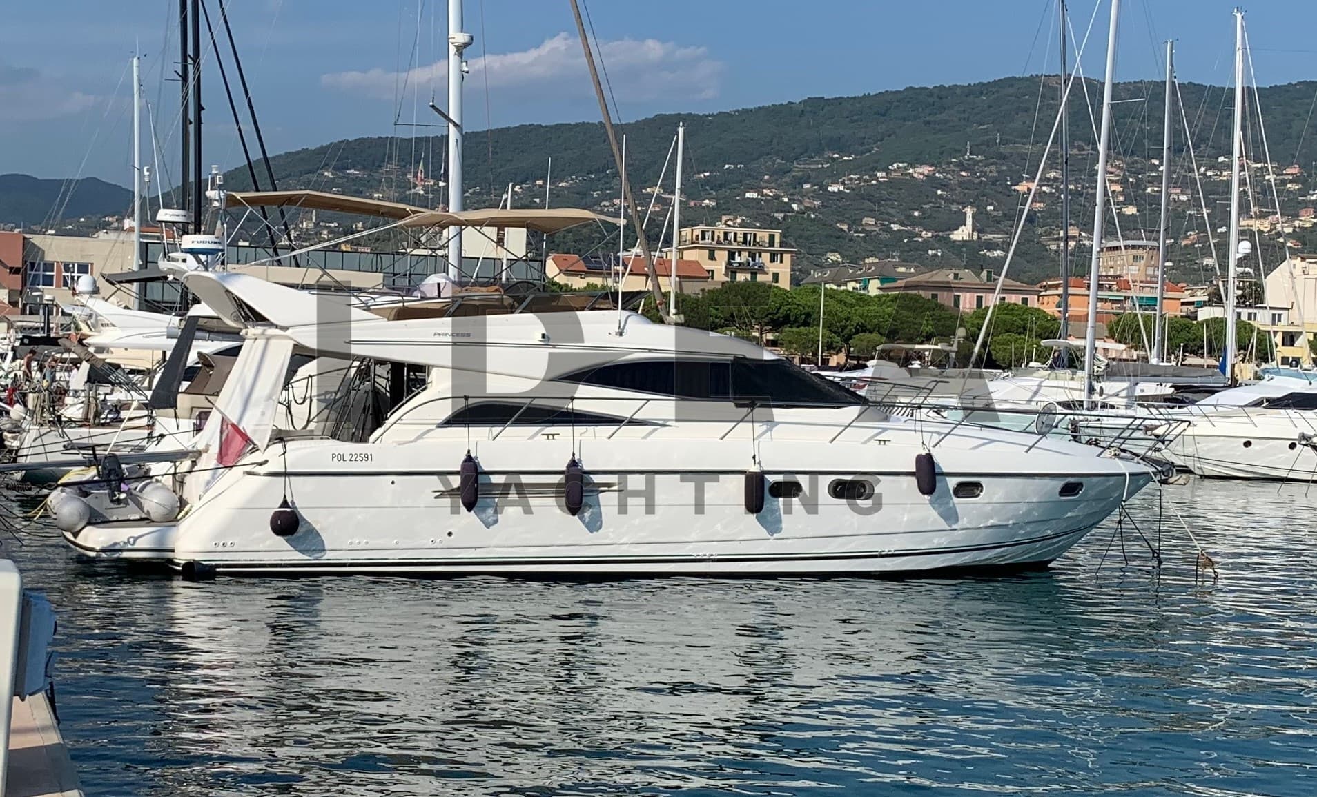 Princess Yachts 56 Fly gebraucht - Detail 1