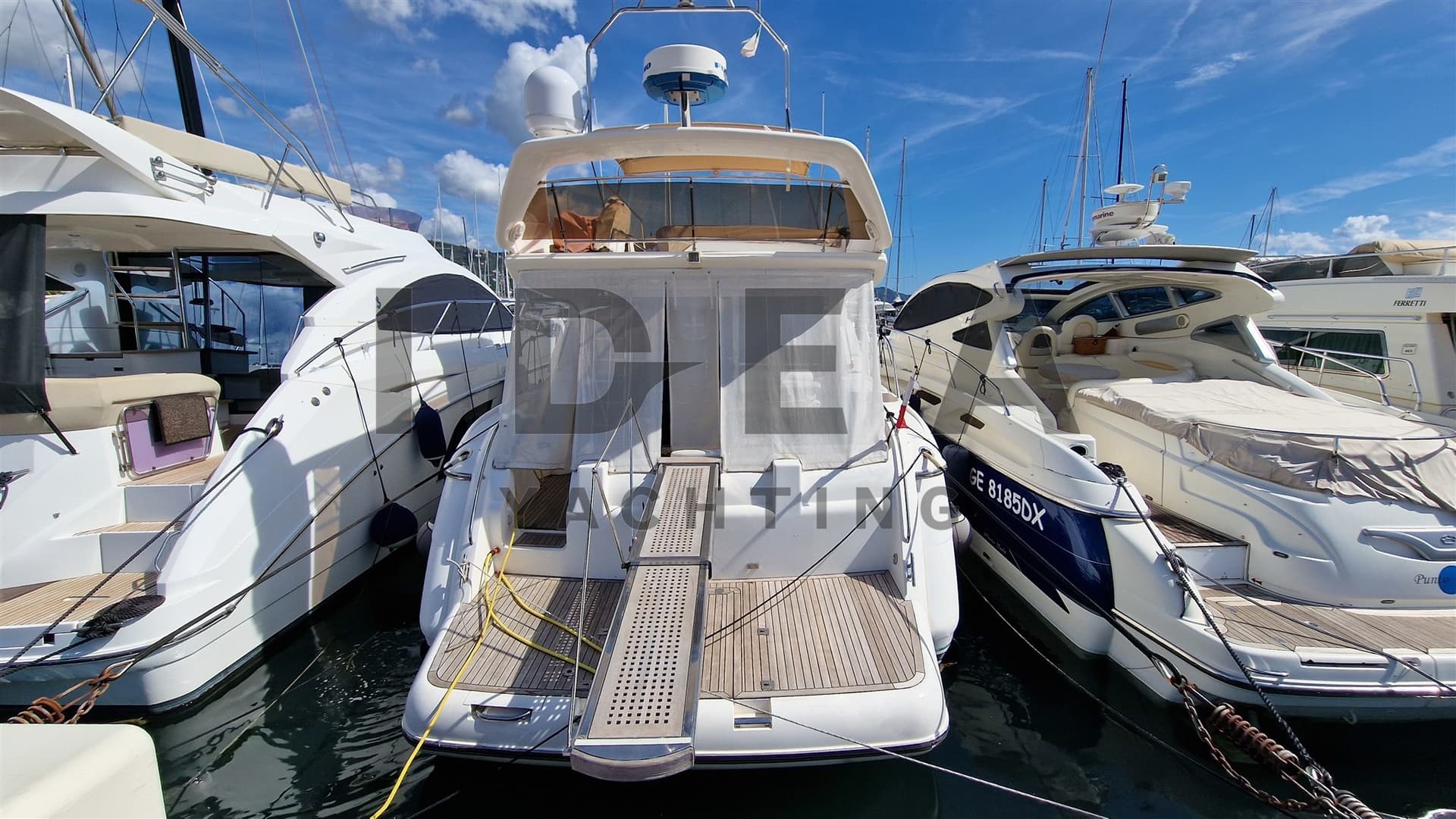 Princess Yachts 56 Fly - Interior View Princess Yachts 56 Fly - Interior View