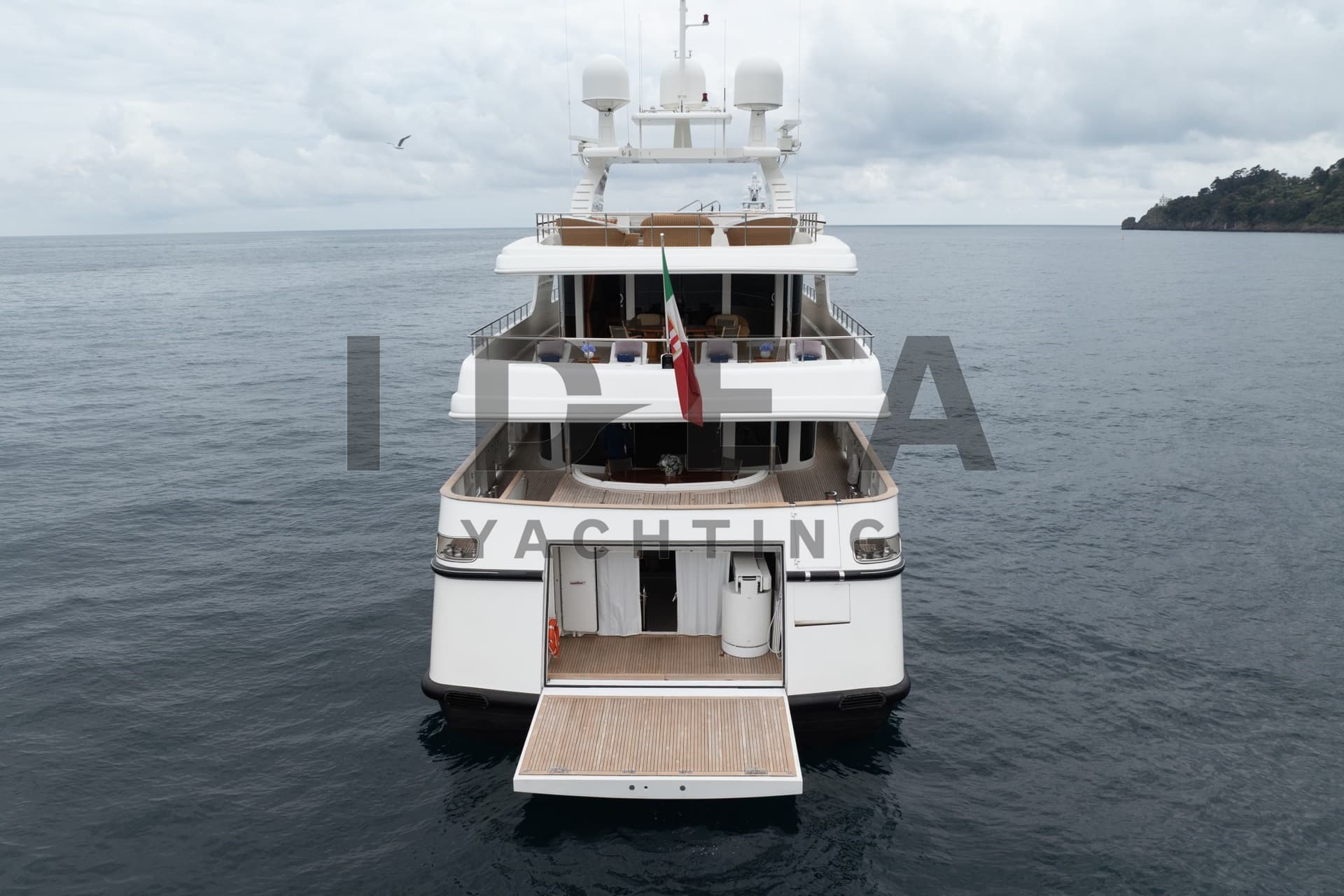 Baglietto 44 M - Interior View Baglietto 44 M - Interior View