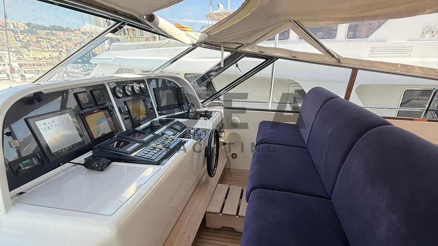 Overmarine Mangusta 80 Open d'occasion - image hero 16