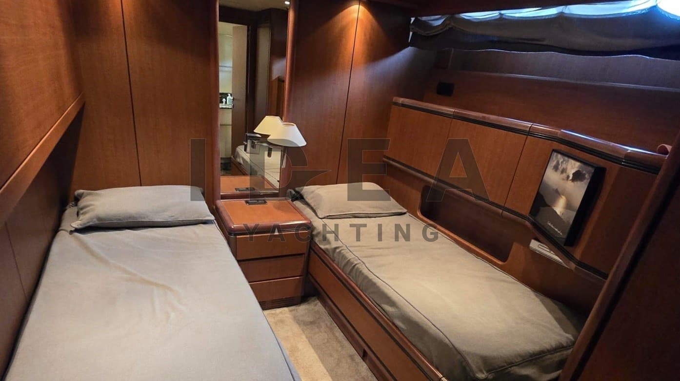 Overmarine Mangusta 80 Open d'occasion - image hero 22