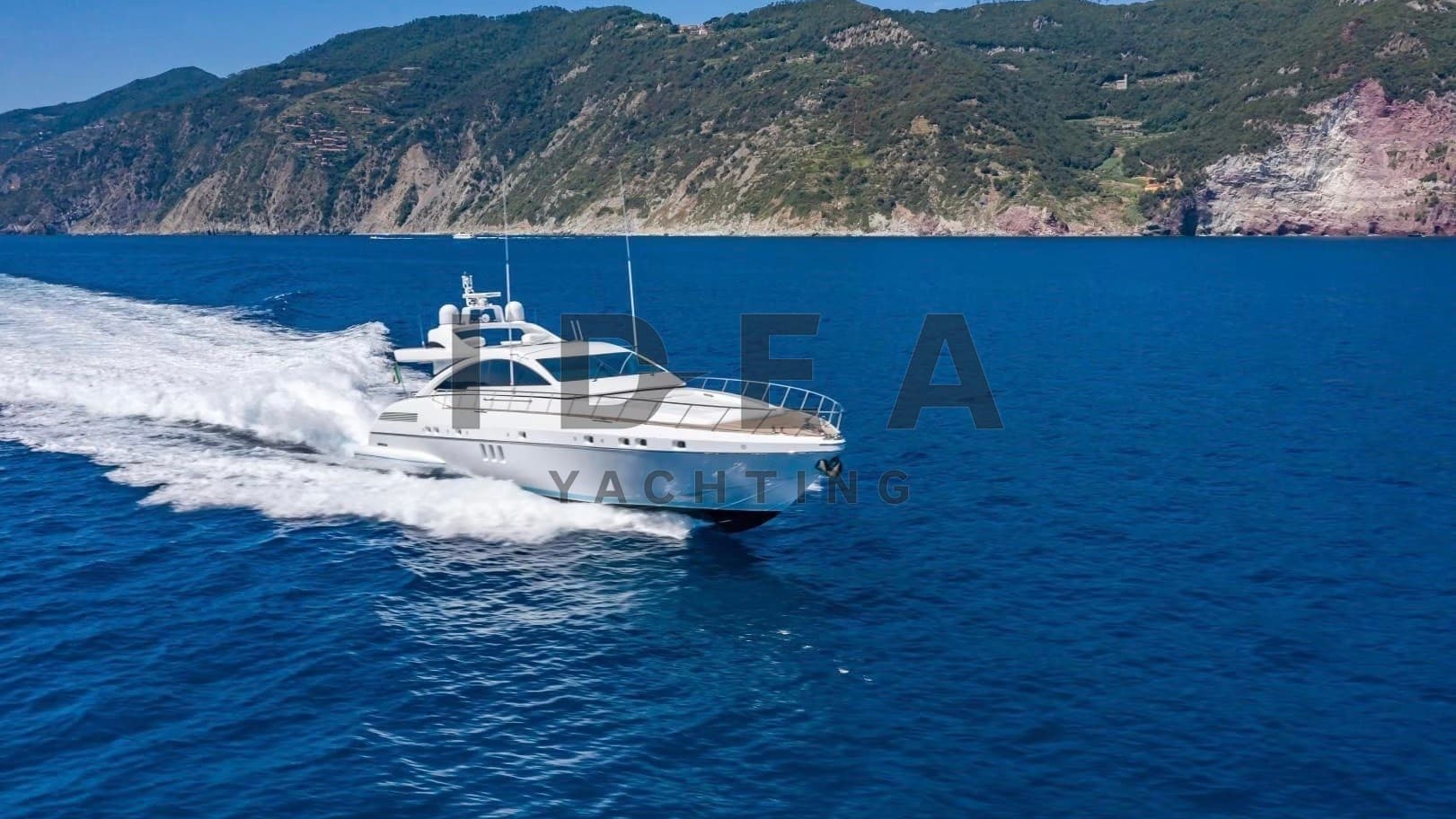 Overmarine Mangusta 80 - Detail View 1 Overmarine Mangusta 80 - Detail View 1