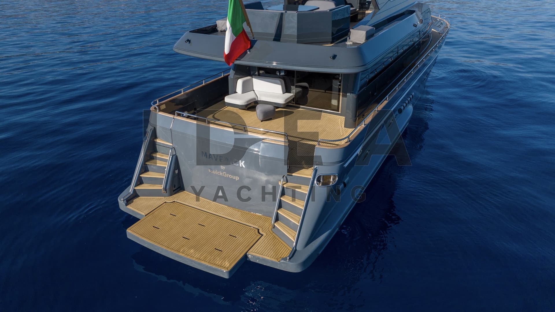 Falcon Yachts 80 - Interior View Falcon Yachts 80 - Interior View