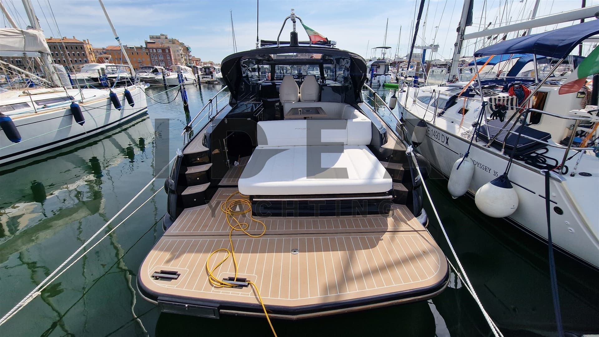 Focus Power 36 Gtx - Deck View Focus Power 36 Gtx - Deck View