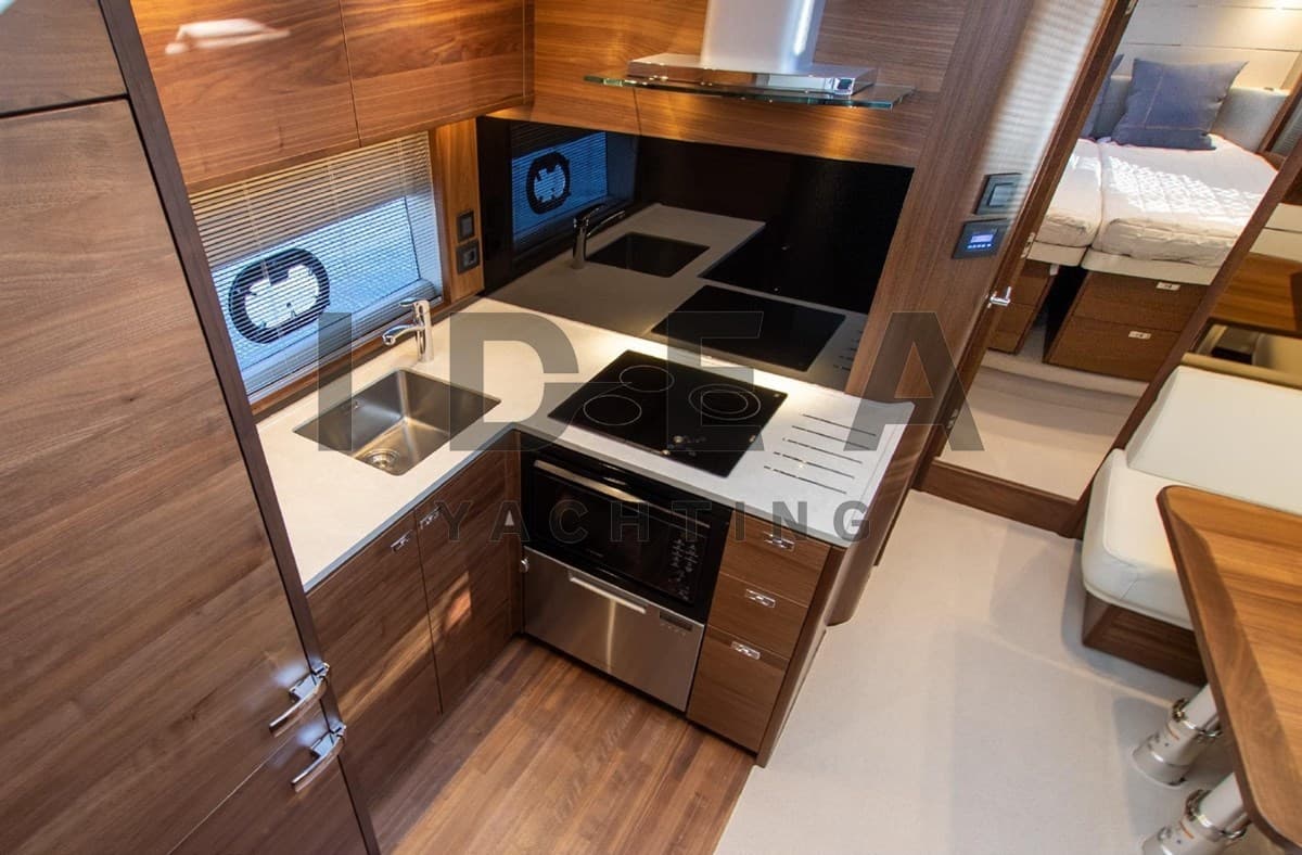 Princess Yachts V50 used - hero image 8