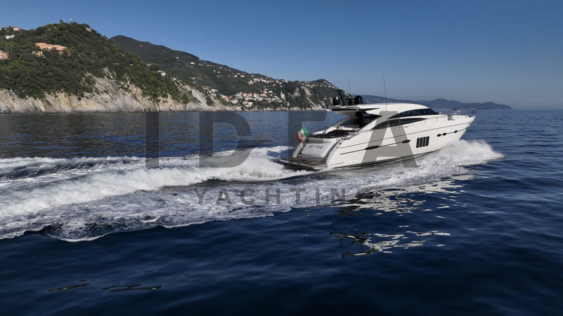 Princess Yachts V 72 gebraucht - Detail 2