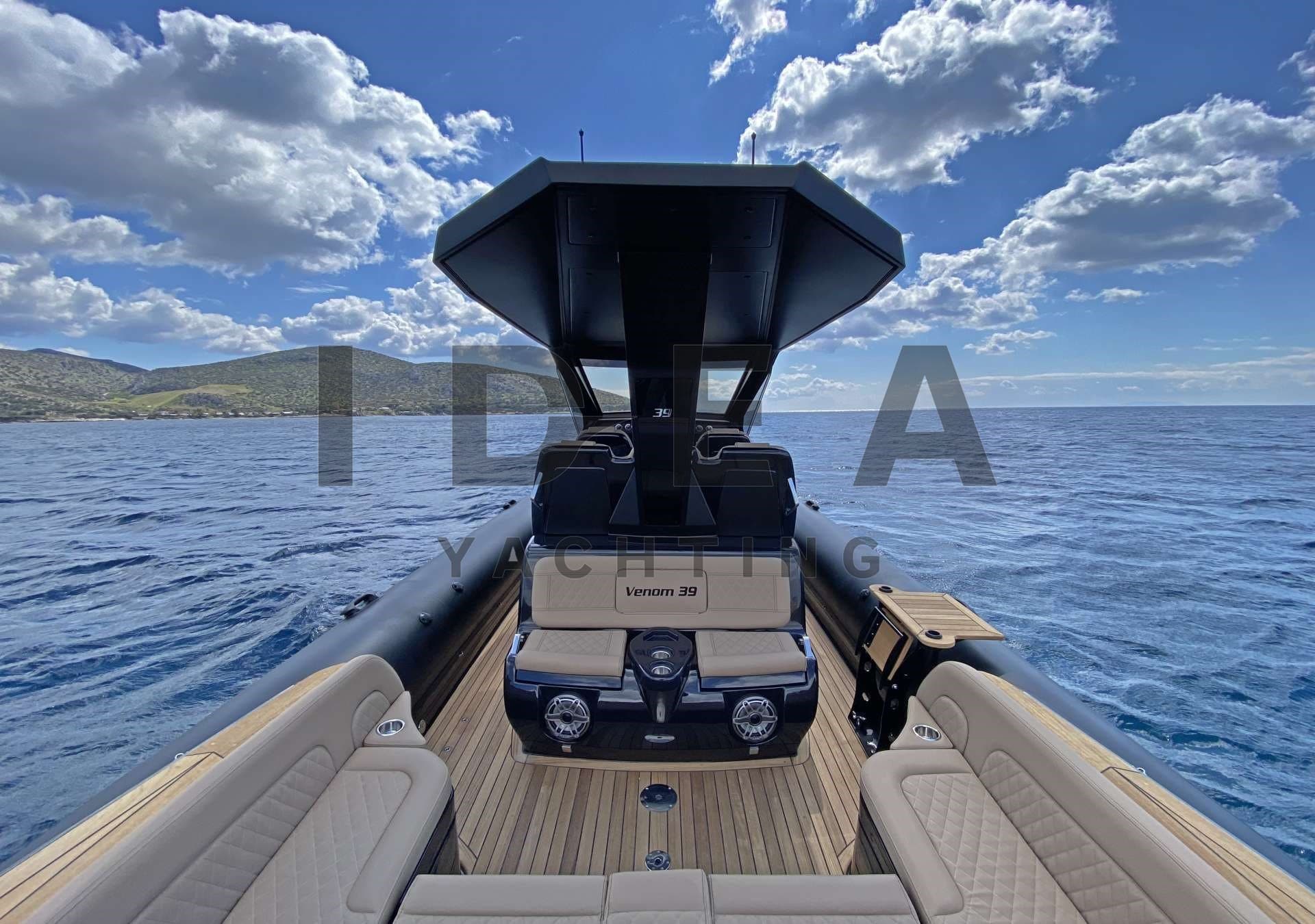 Ribco Venom 39 - Deck View Ribco Venom 39 - Deck View