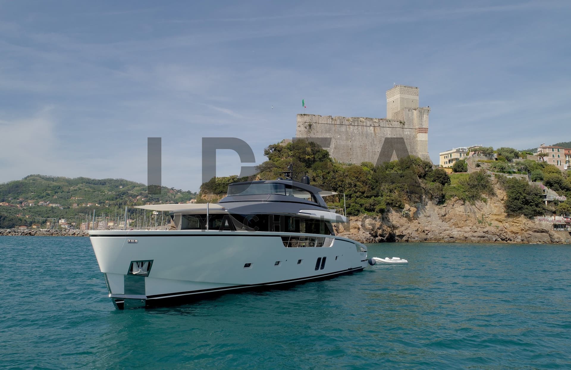 Sanlorenzo Sx 88 - Detail View 1 Sanlorenzo Sx 88 - Detail View 1