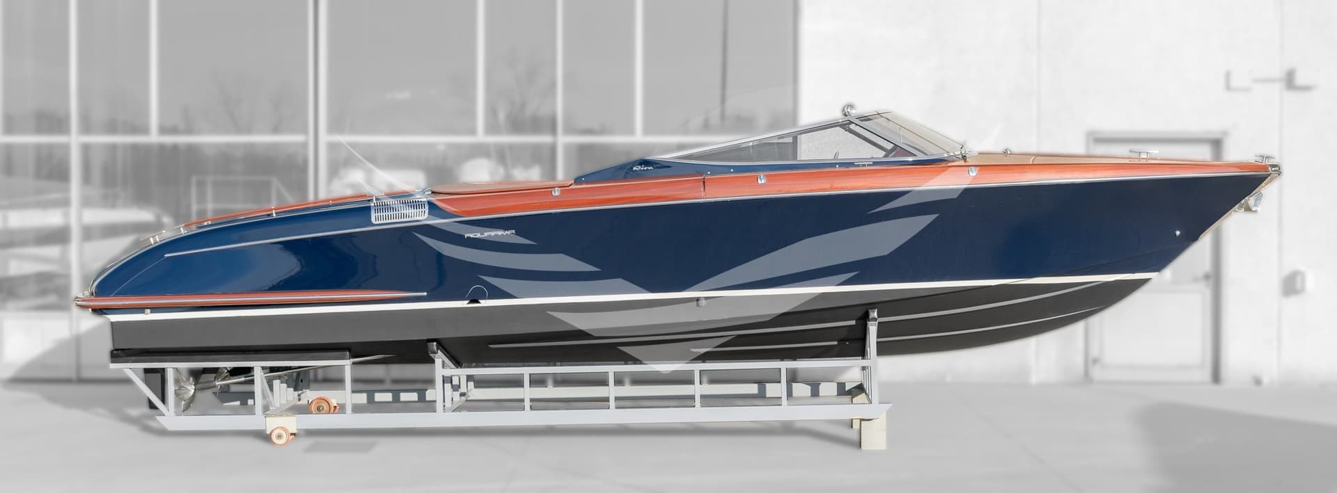 Riva 33 Aquariva - Main View Riva 33 Aquariva - Main View