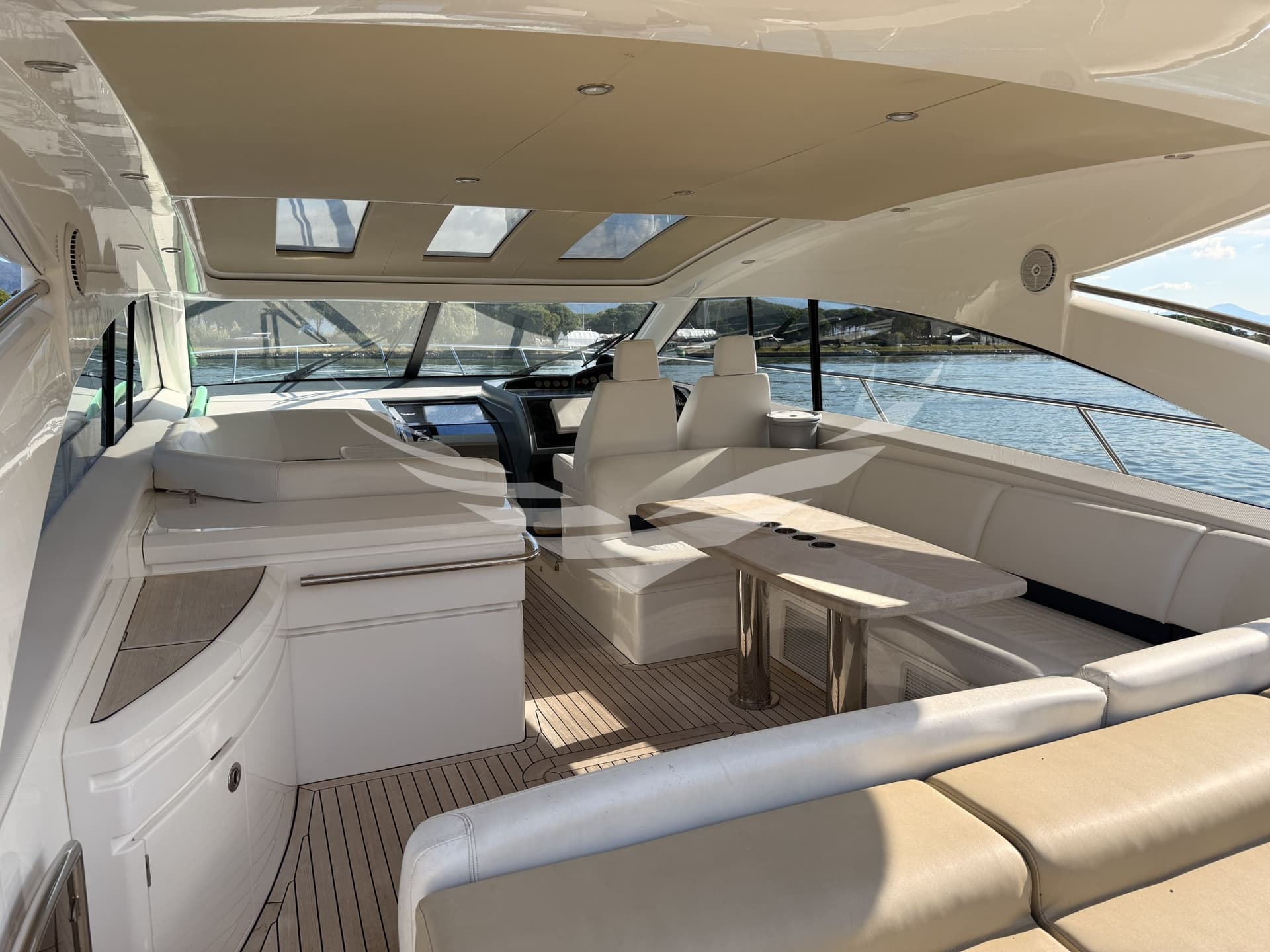 Princess Yachts V 53 usato - foto hero 9